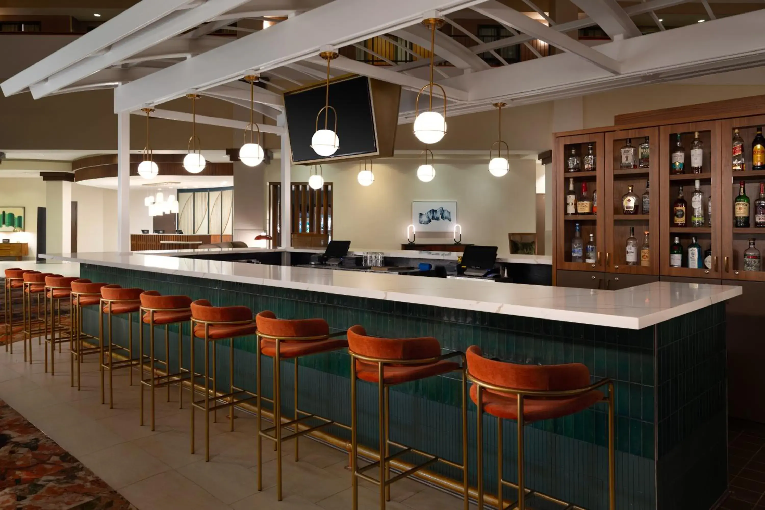 Lounge or bar in Embassy Suites North Charleston Airport Hotel Convention Lounge or bar in Embassy Suites North Charleston Airport Hotel Convention