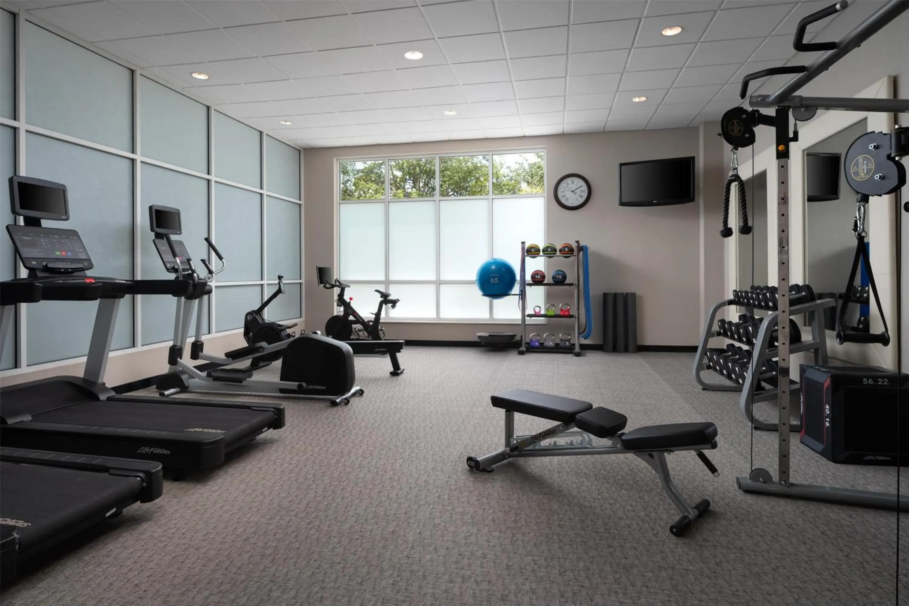 Fitness centre/facilities in Embassy Suites North Charleston Airport Hotel Convention Fitness centre/facilities in Embassy Suites North Charleston Airport Hotel Convention