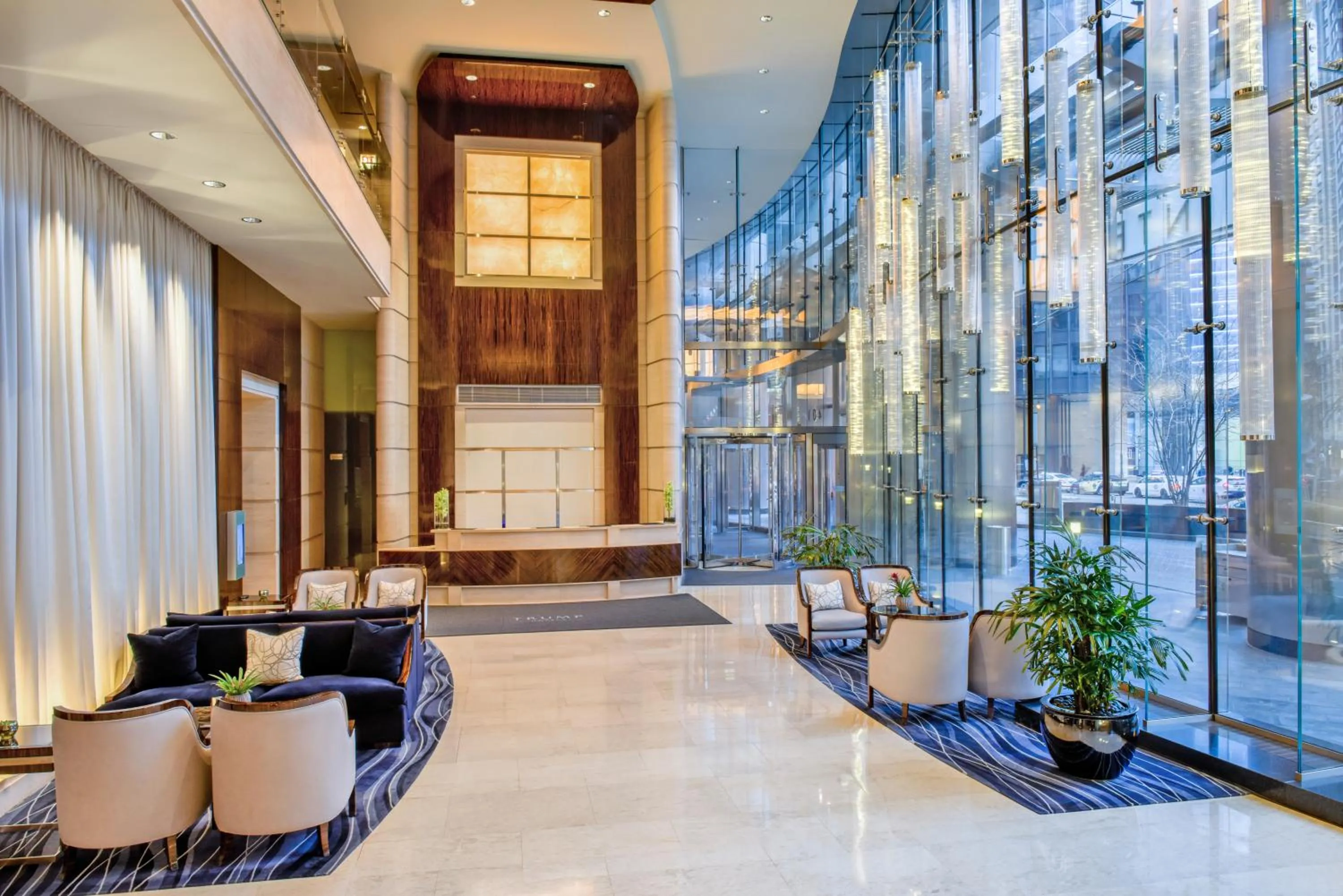 Lobby or reception in Trump International Hotel & Tower Chicago