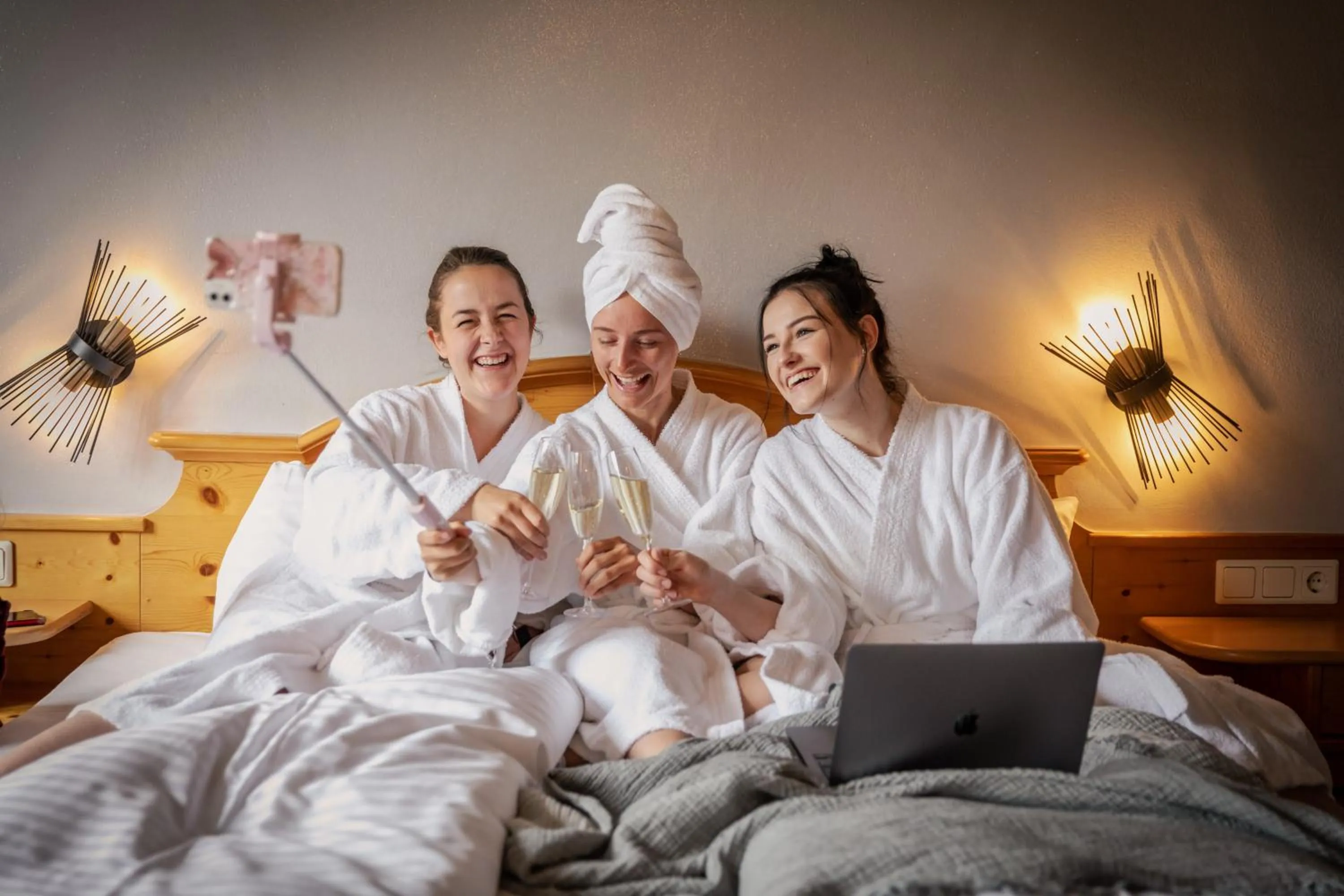 Guests, Bed in Hotel Restaurant tauernhex