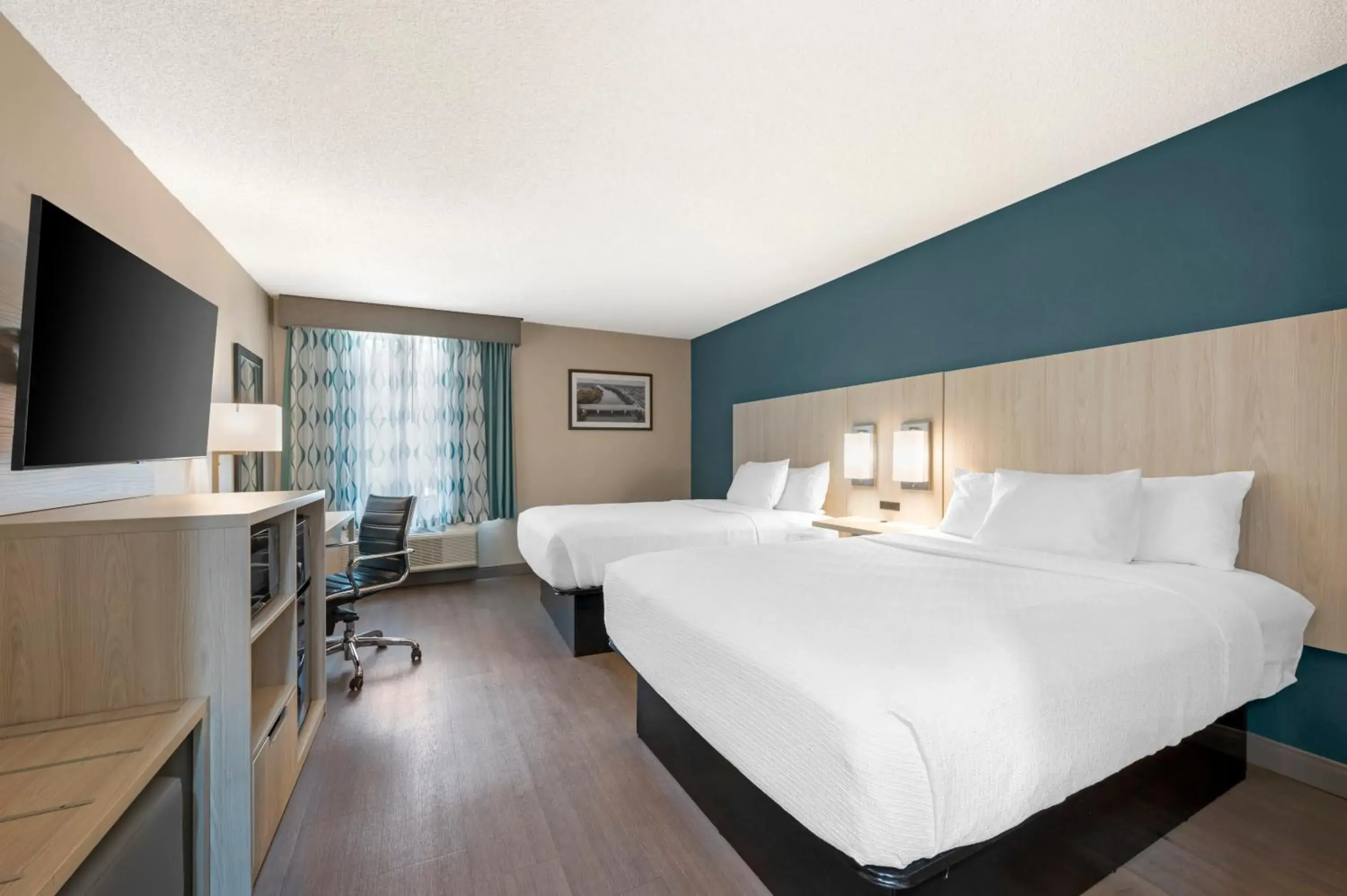 Photo of the whole room, Bed in Best Western Plus Lafayette Hotel University Area Photo of the whole room, Bed in Best Western Plus Lafayette Hotel University Area