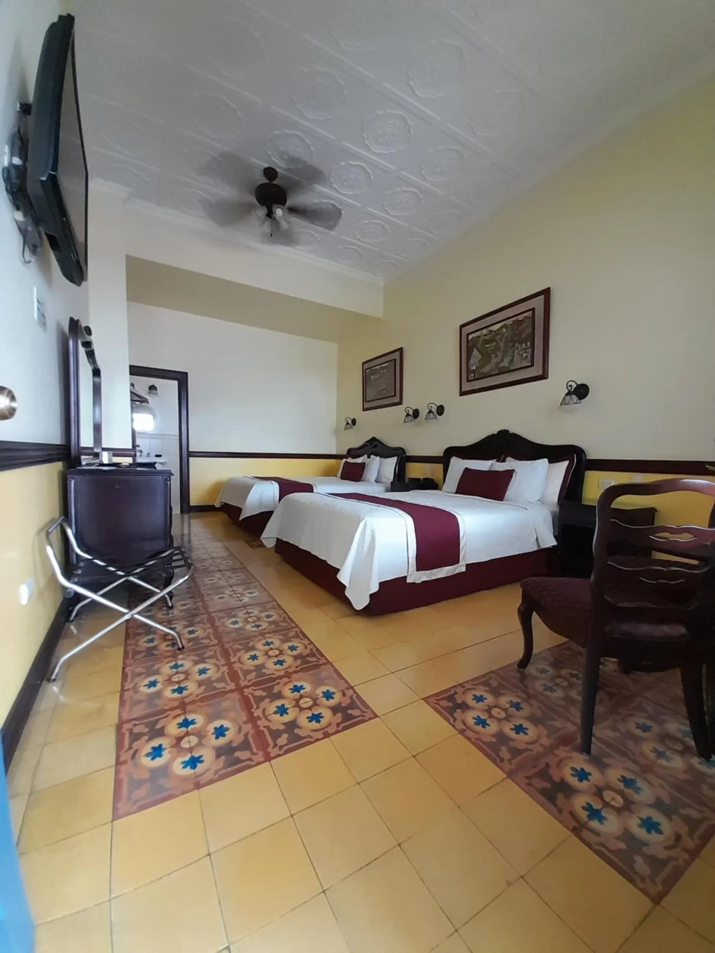 Photo of the whole room, Bed in Hotel Santo Tomas / Historical Property