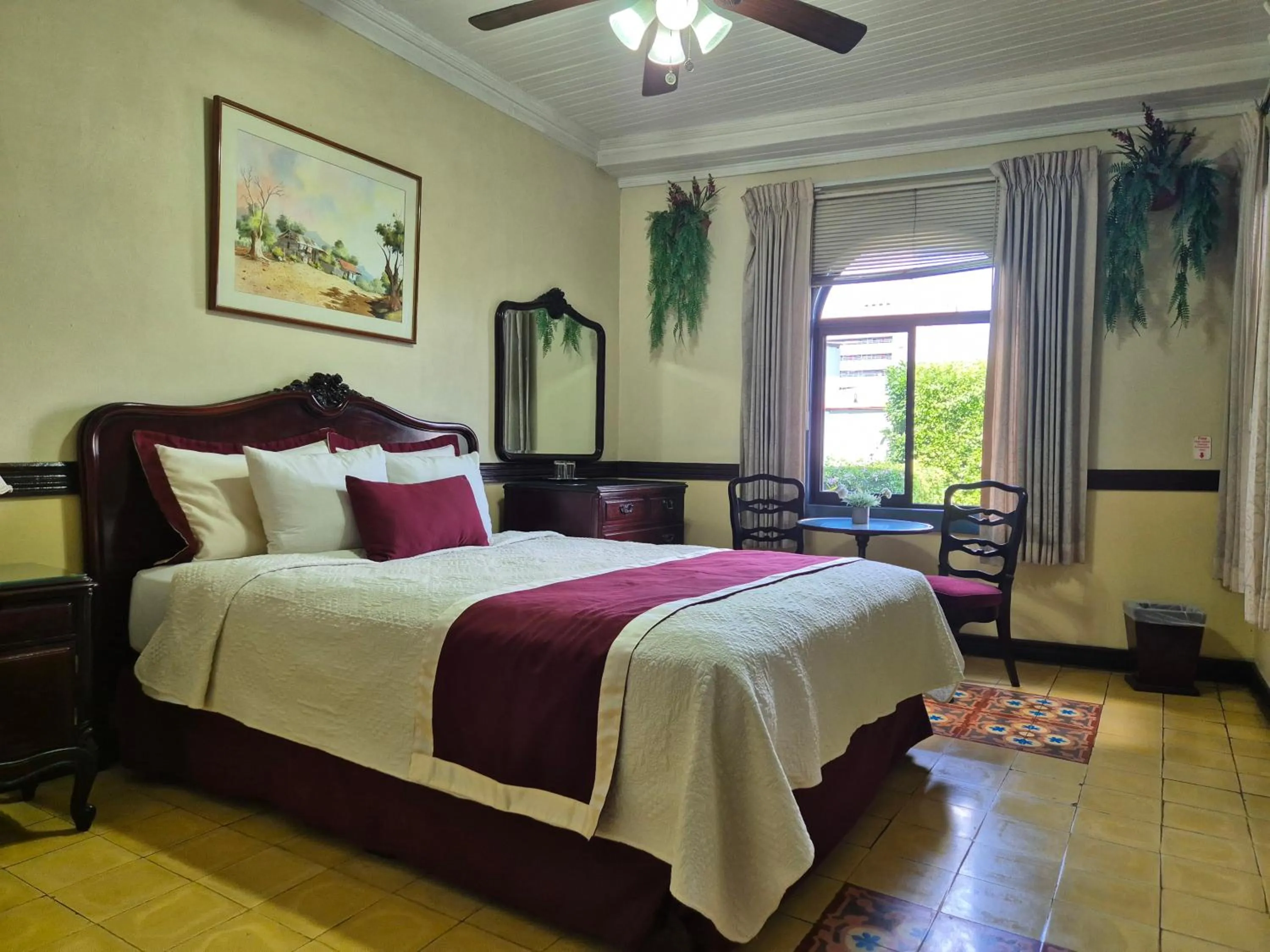 Bedroom, Bed in Hotel Santo Tomas / Historical Property