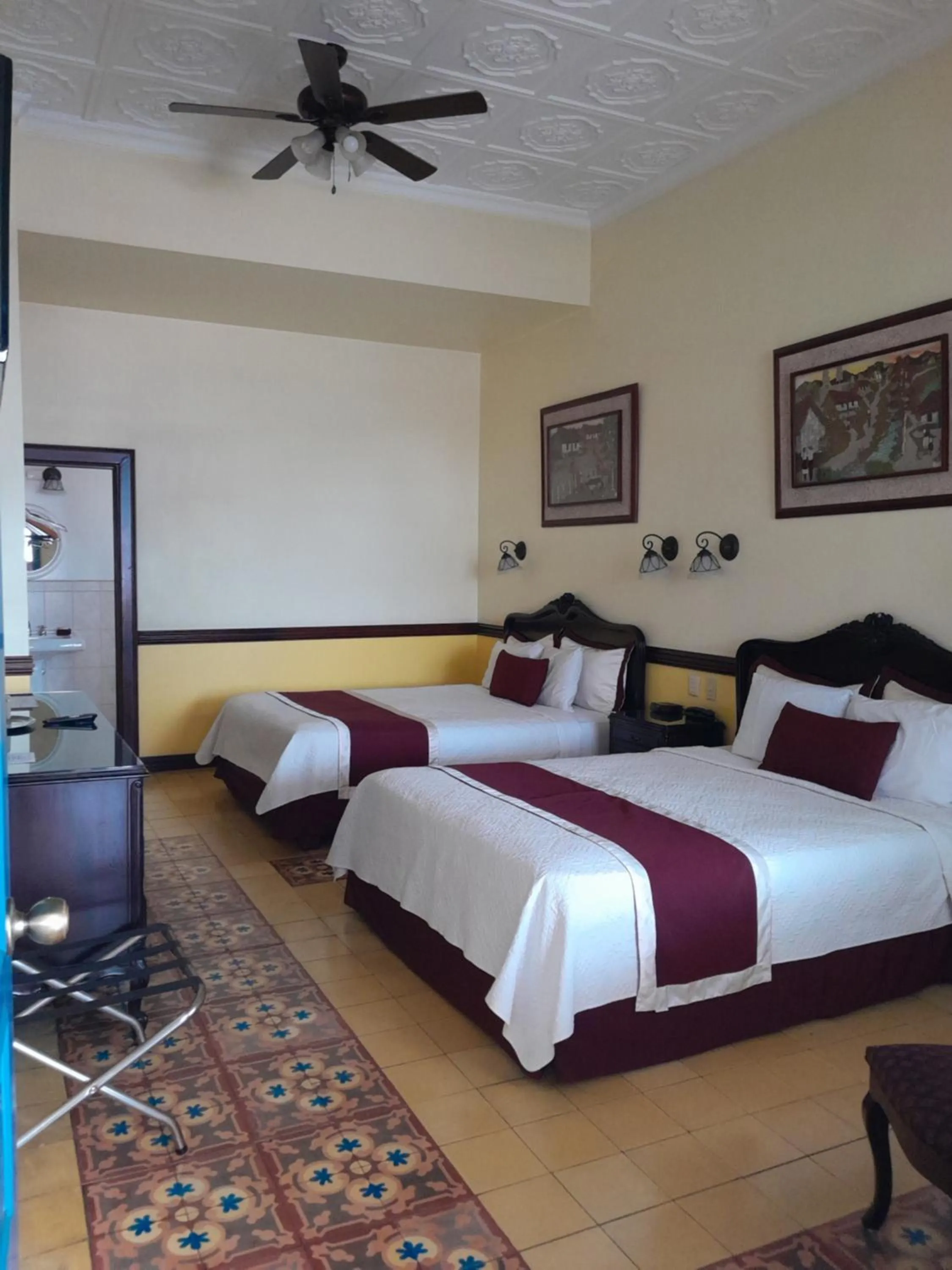 Bedroom, Bed in Hotel Santo Tomas / Historical Property