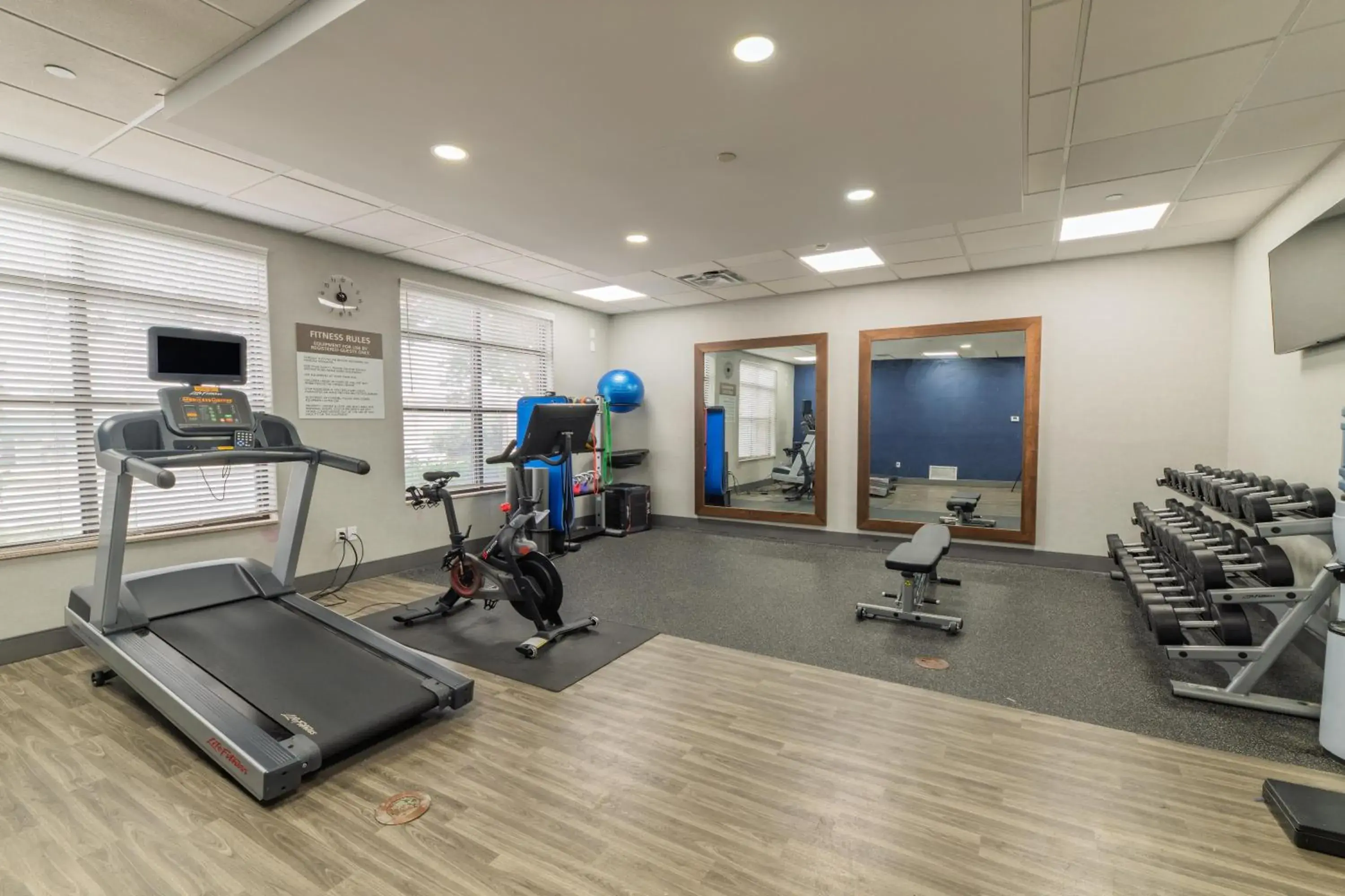 Fitness centre/facilities in Hampton Inn & Suites-Florence Downtown Fitness centre/facilities in Hampton Inn & Suites-Florence Downtown