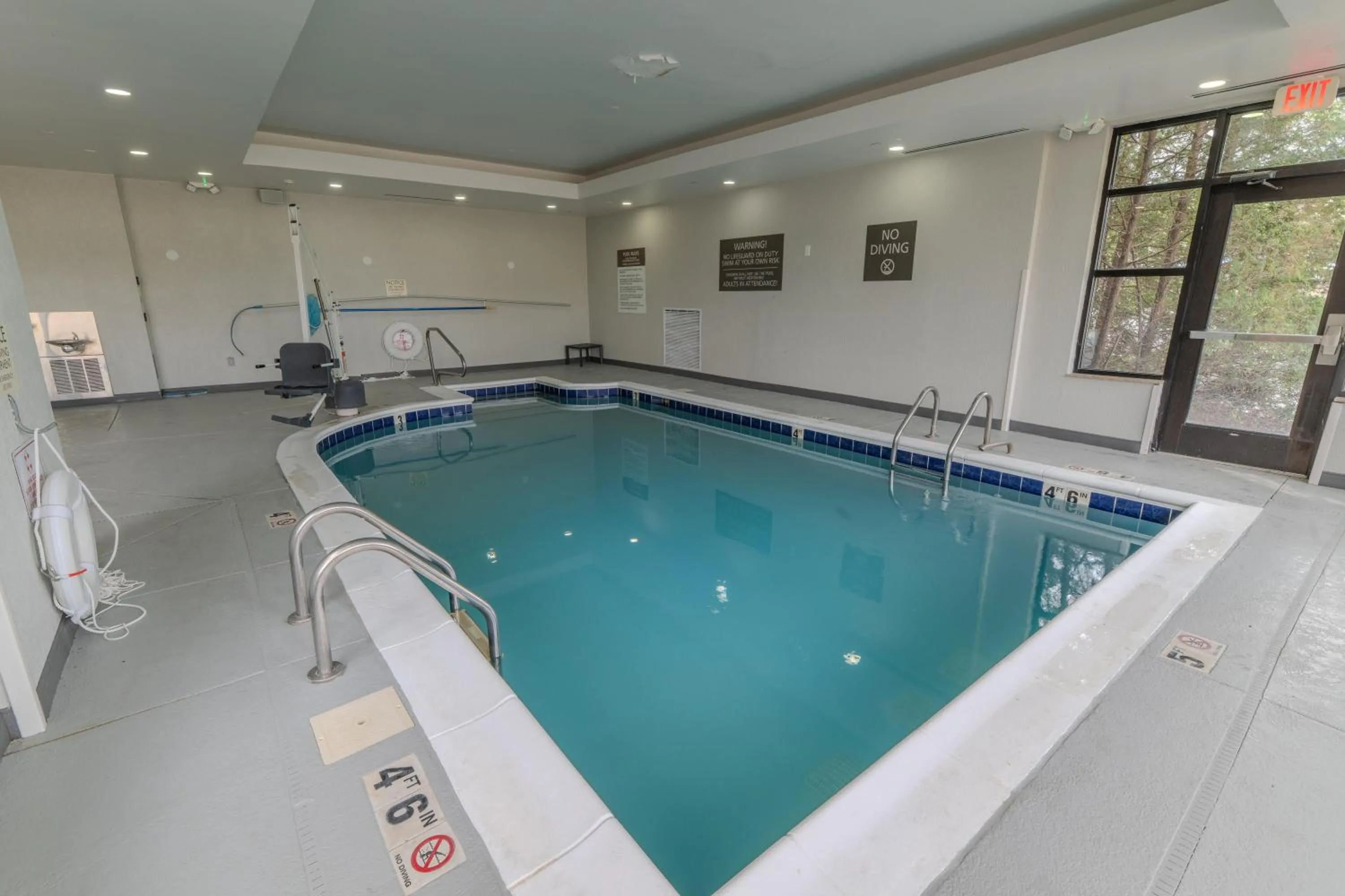 Pool view in Hampton Inn & Suites-Florence Downtown