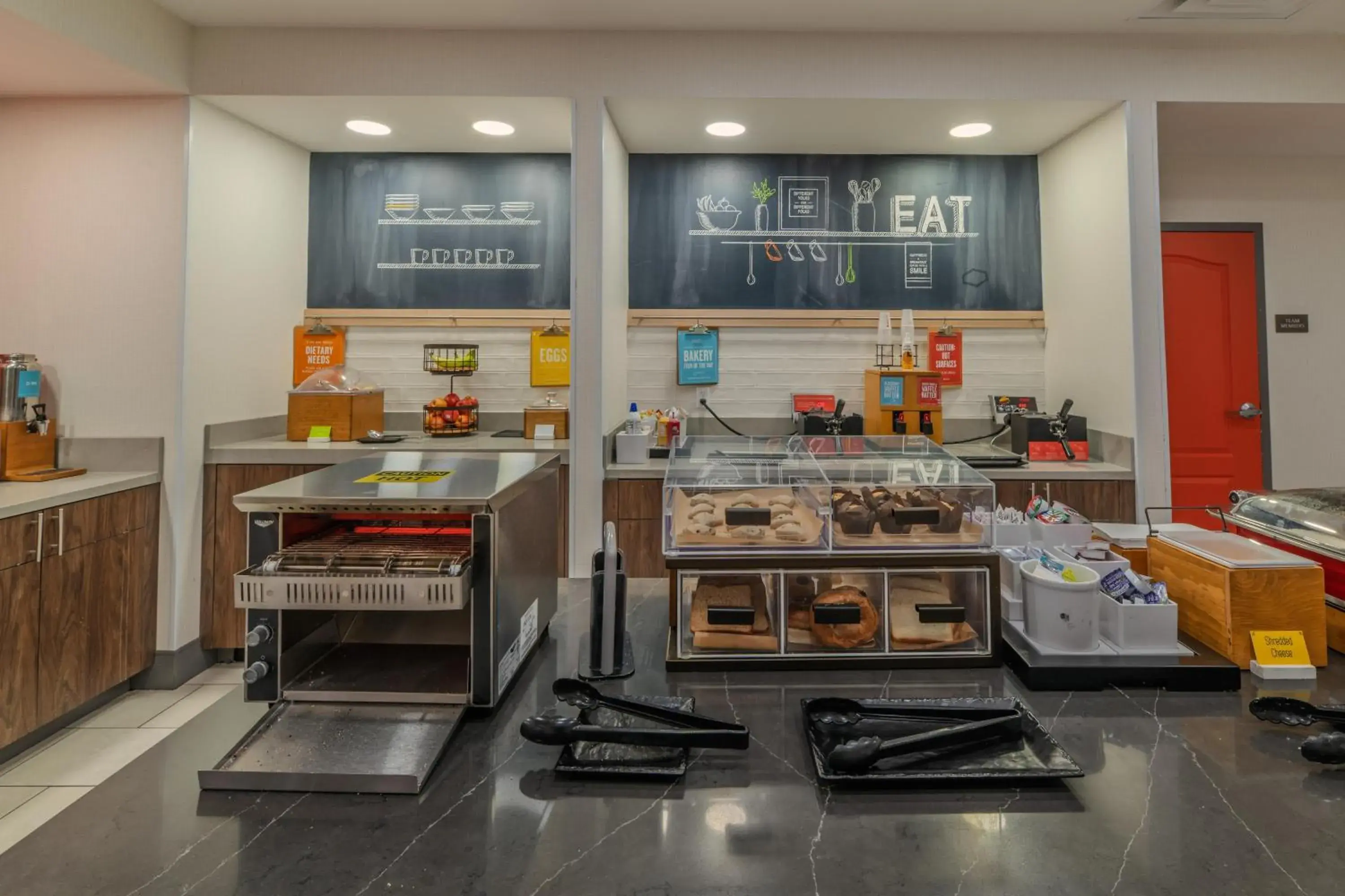 Breakfast in Hampton Inn & Suites-Florence Downtown Breakfast in Hampton Inn & Suites-Florence Downtown