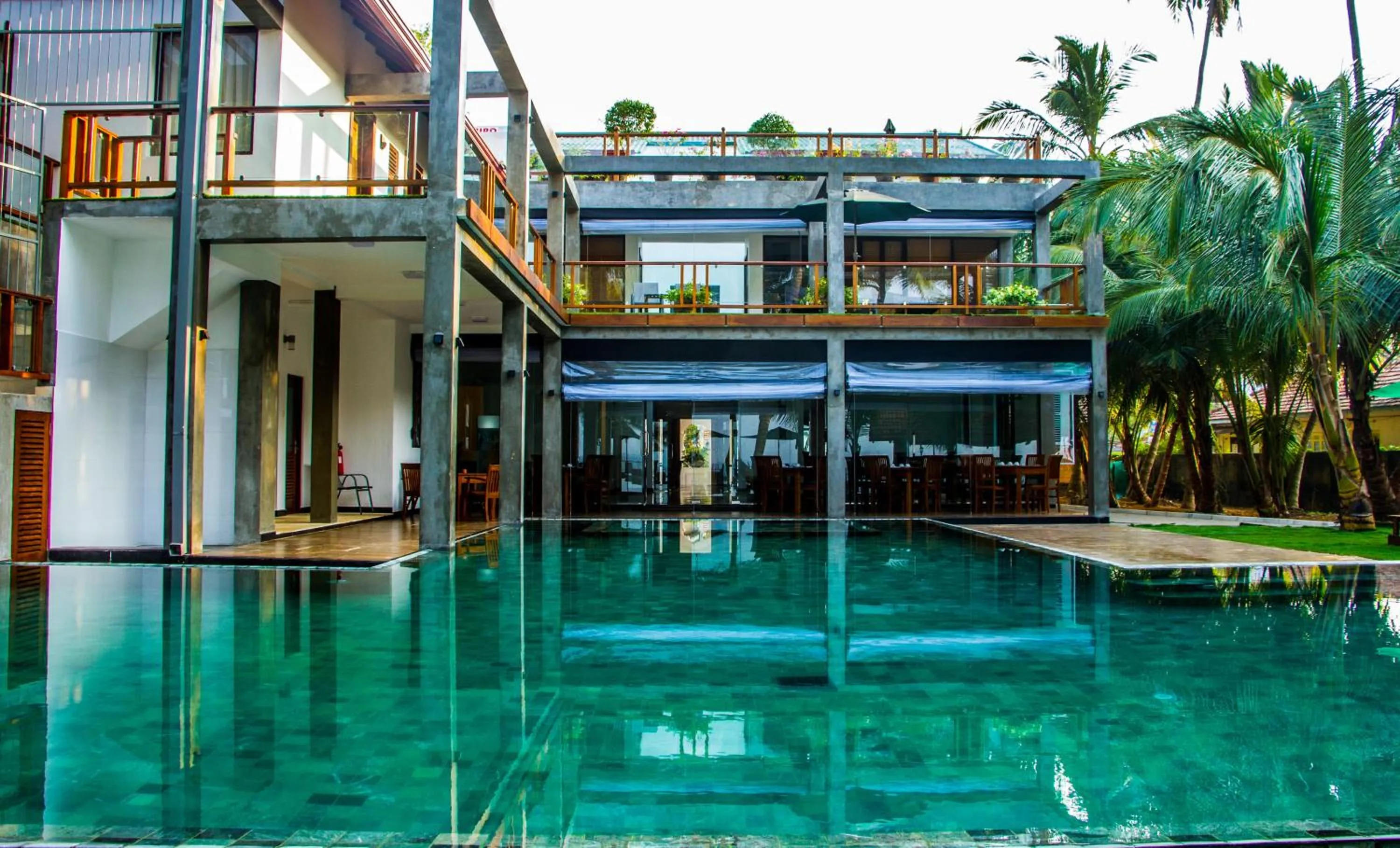 On site in Hikka Sands & SPA