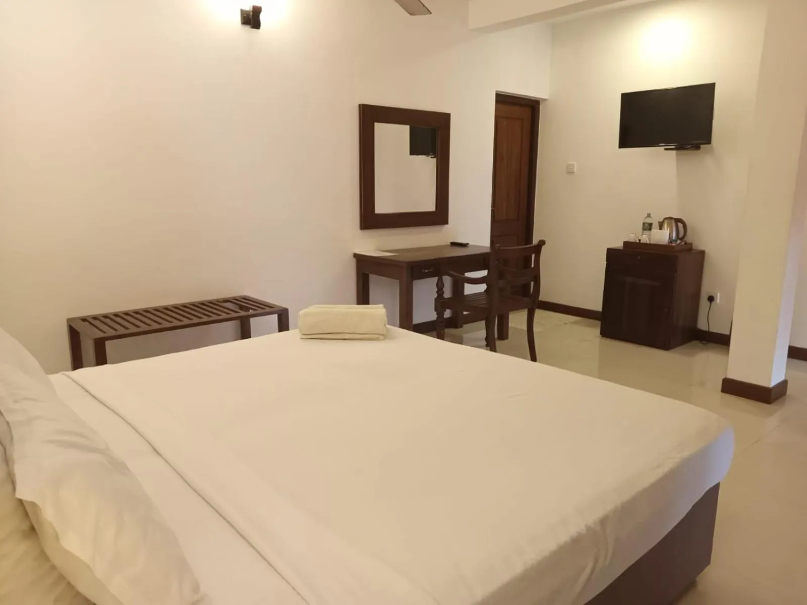 Bed in Hikka Sands & SPA