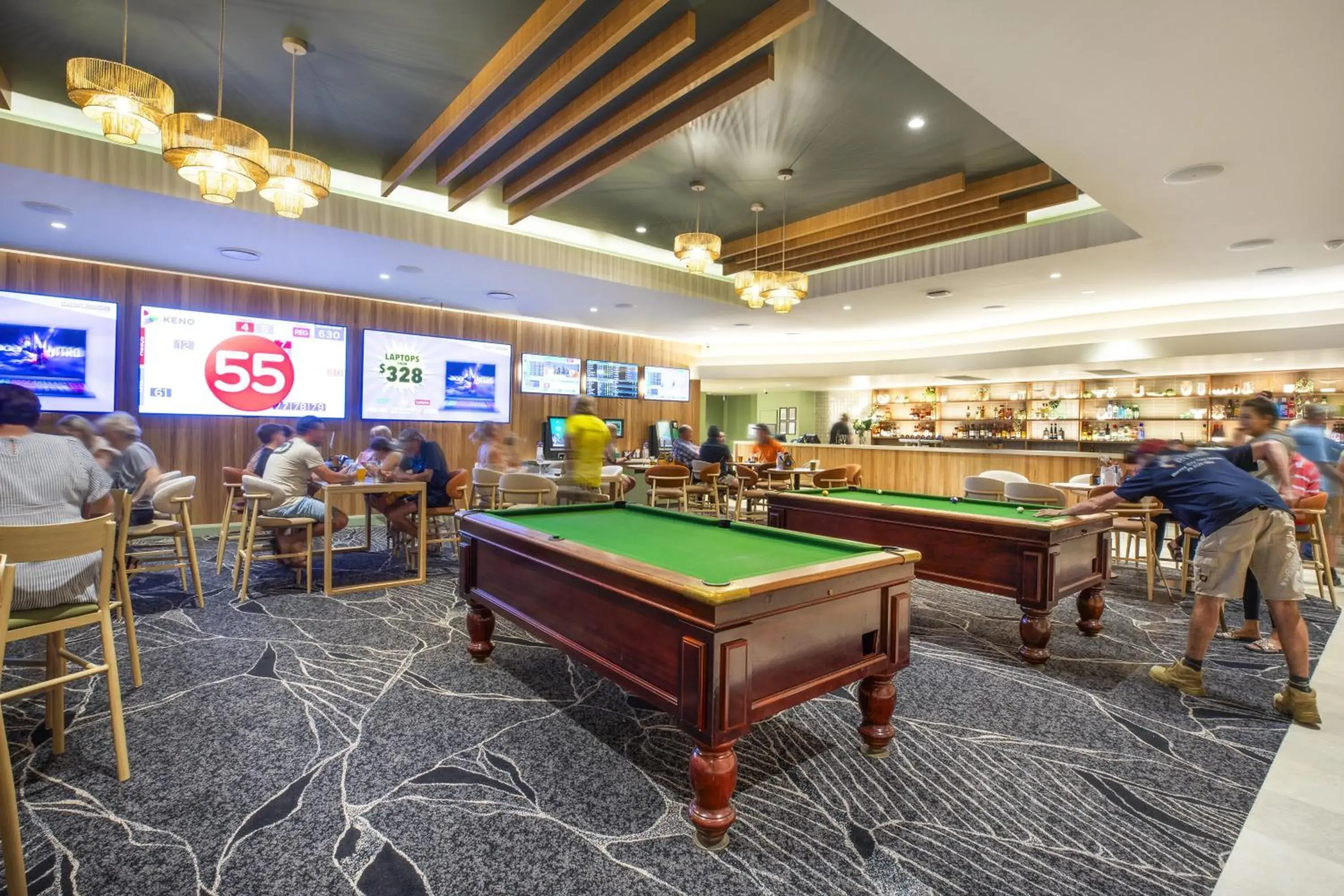 Lounge or bar in Nightcap at Kondari Resort Lounge or bar in Nightcap at Kondari Resort