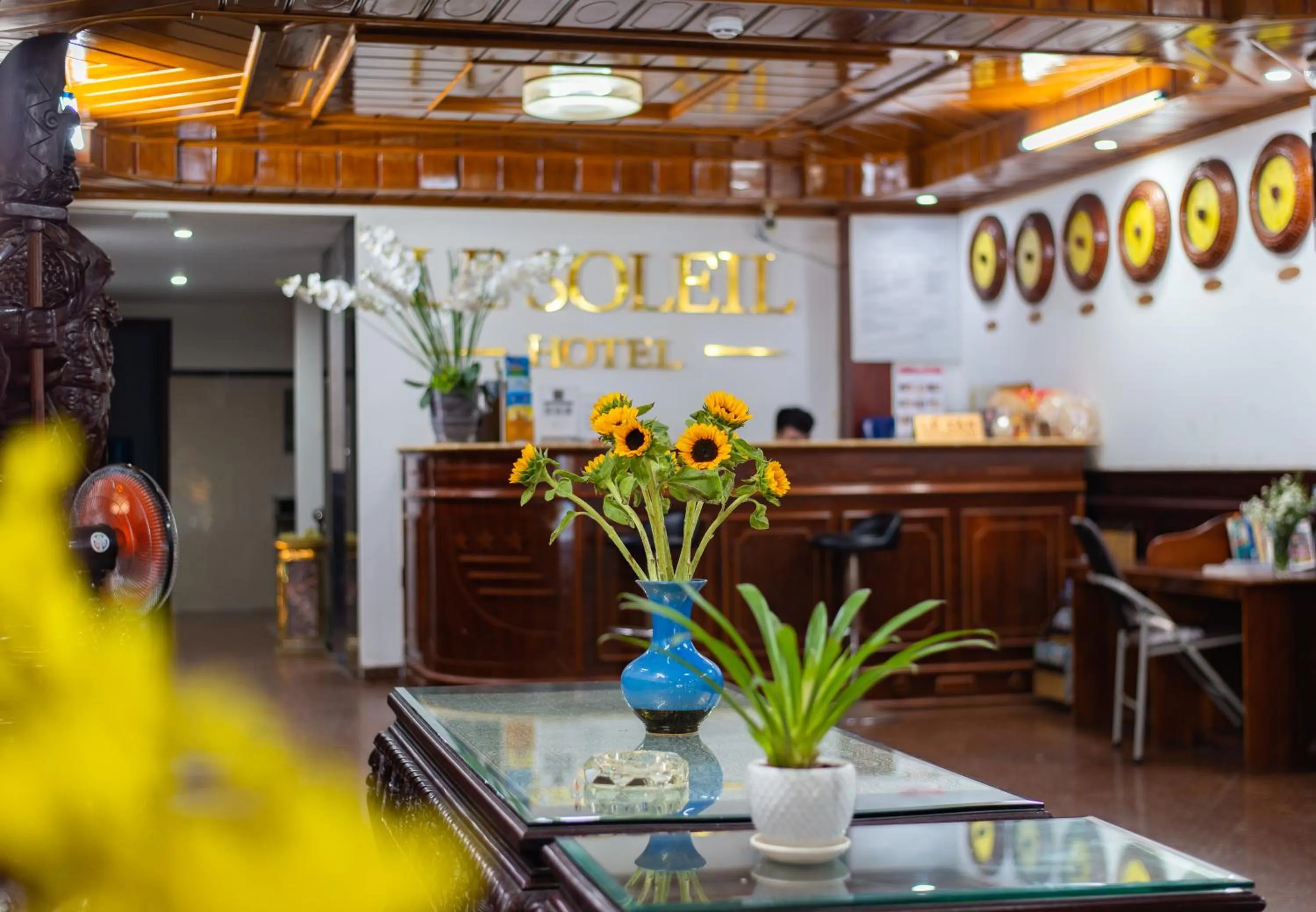 Communal lounge/ TV room in LE SOLEIL HOTEL managed by NEST Group