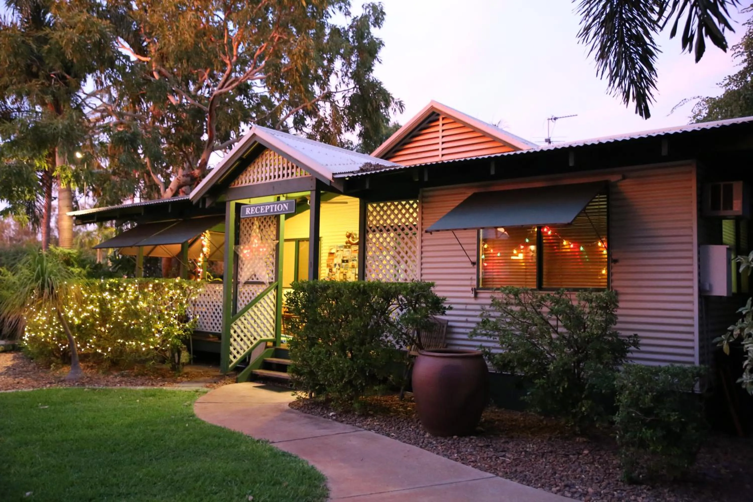 Property building in Cocos Beach Bungalows