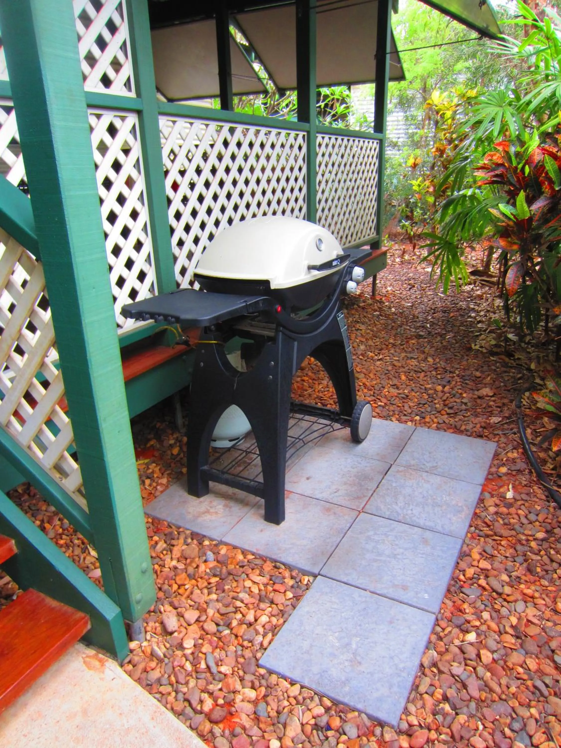 BBQ facilities in Cocos Beach Bungalows