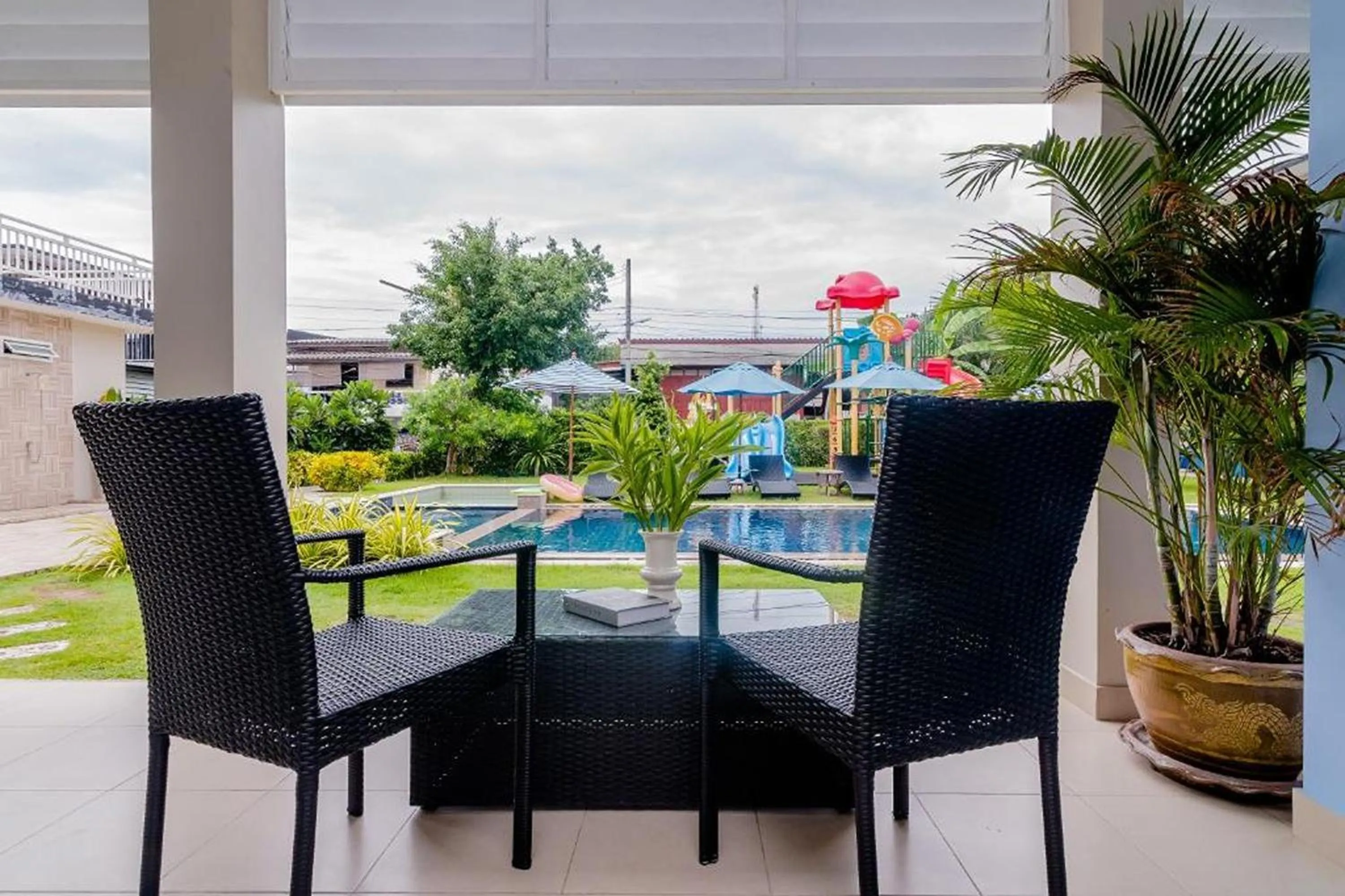 Patio in Surf & Sand Resort