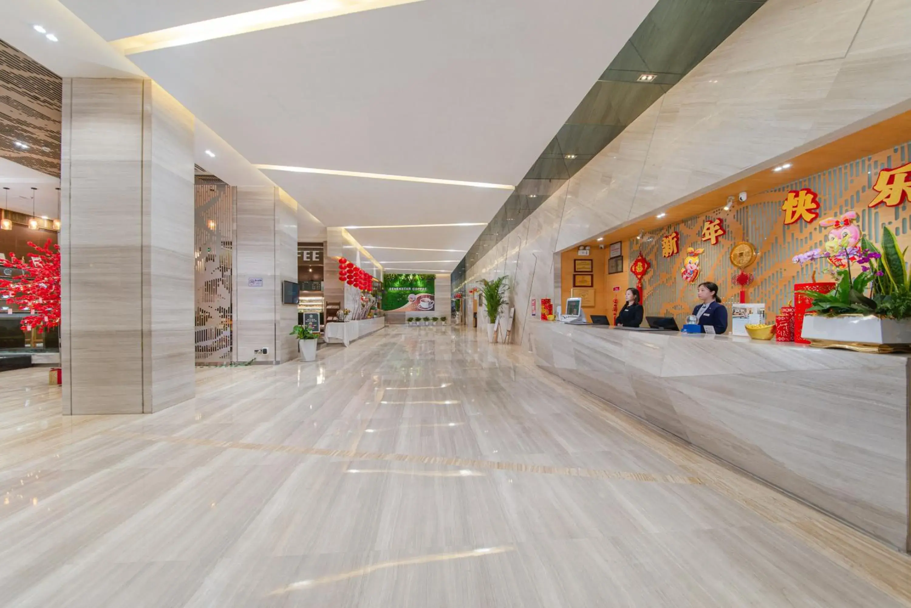 Lobby or reception in Shenzhen Ramada Plaza, North Railway Station Lobby or reception in Shenzhen Ramada Plaza, North Railway Station