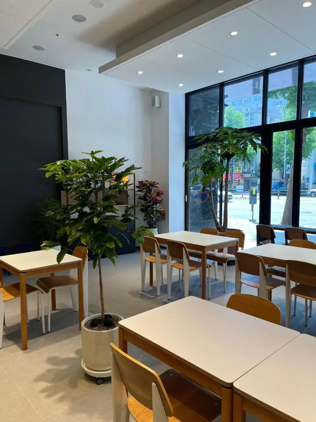 Property building in Ramada by Wyndham Seoul Dongdaemun Property building in Ramada by Wyndham Seoul Dongdaemun