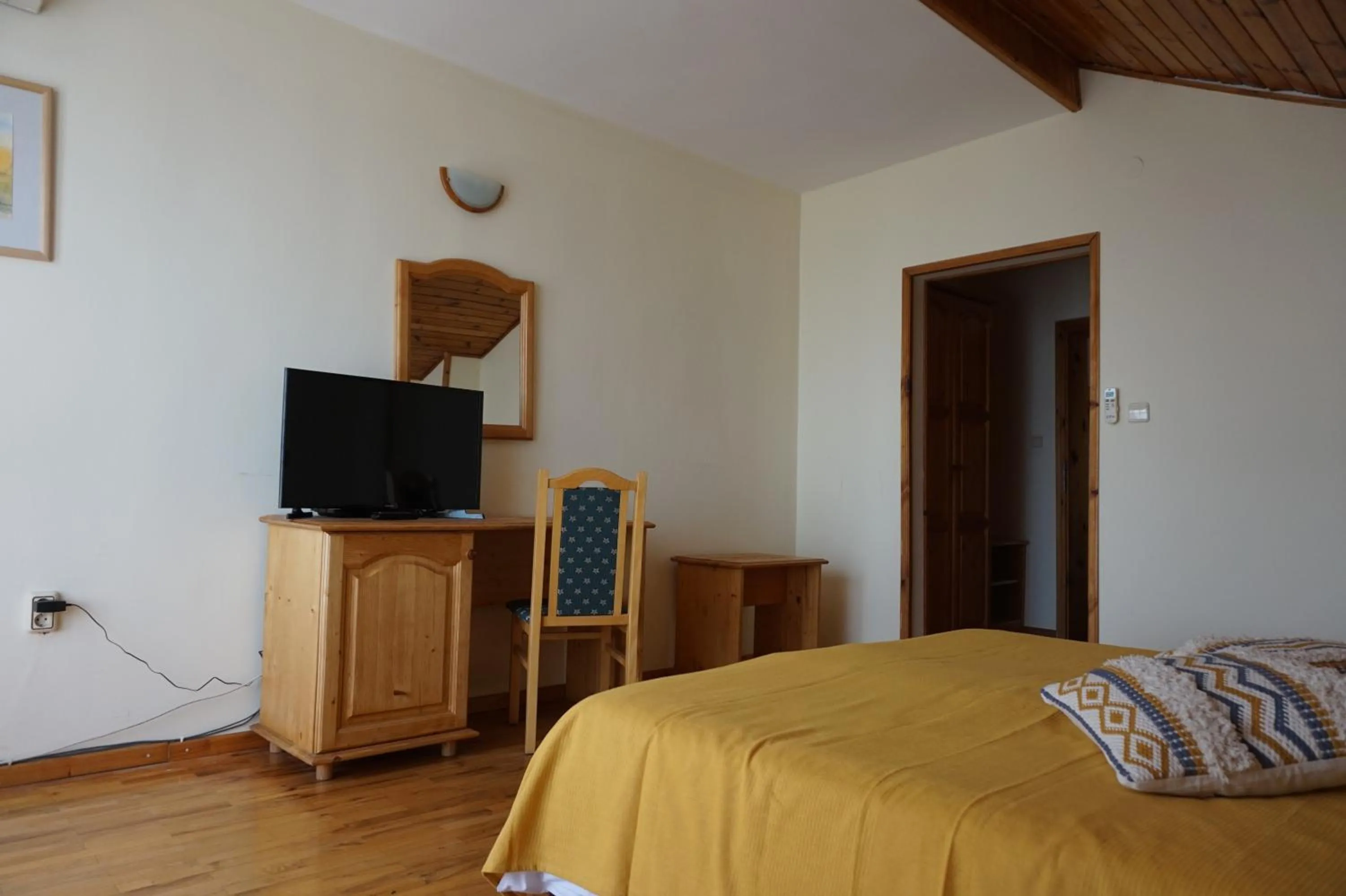 Bed in Margarita Hotel