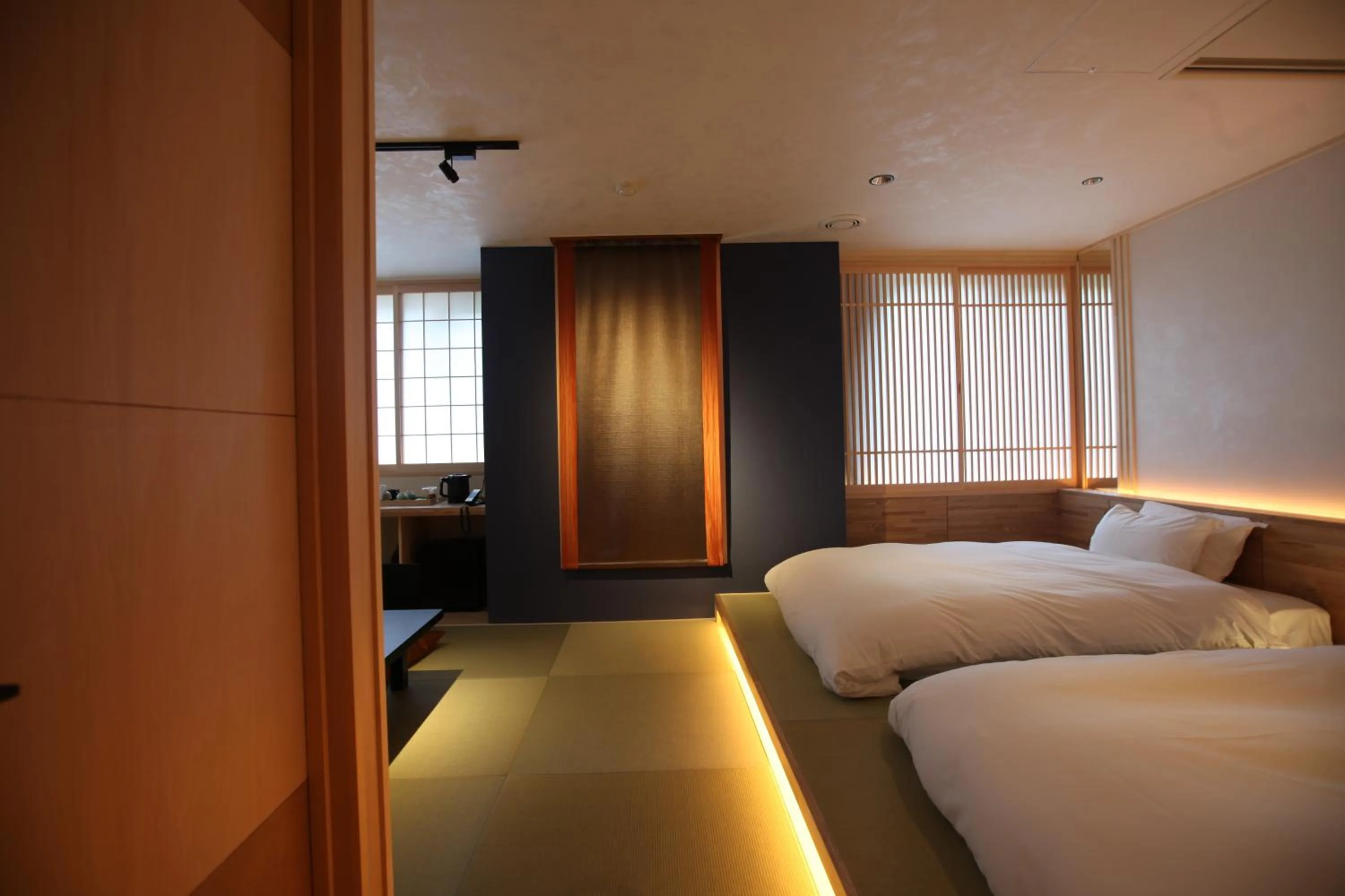 Photo of the whole room, Bed in Kashoutei Hanaya