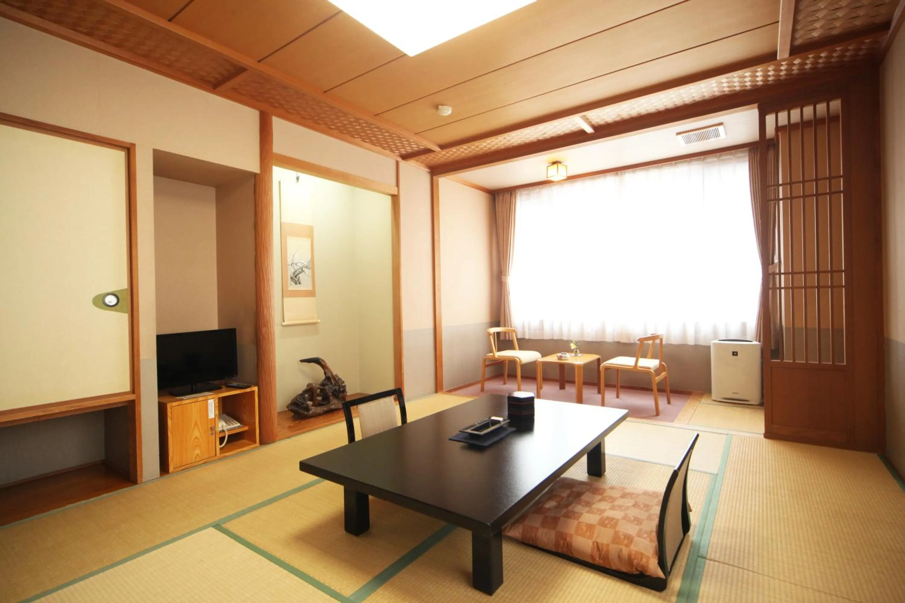 Photo of the whole room in Kashoutei Hanaya