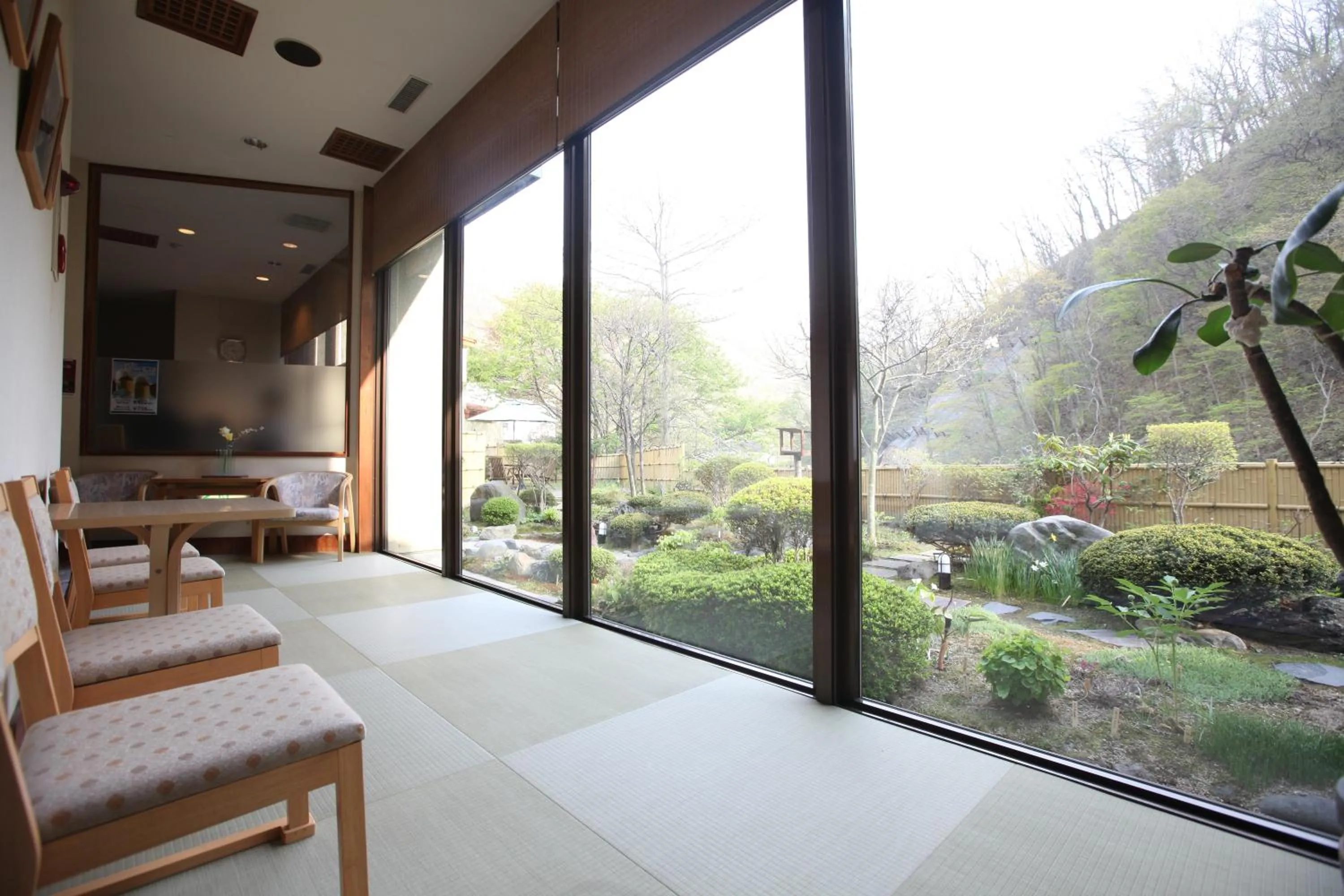 Garden in Kashoutei Hanaya