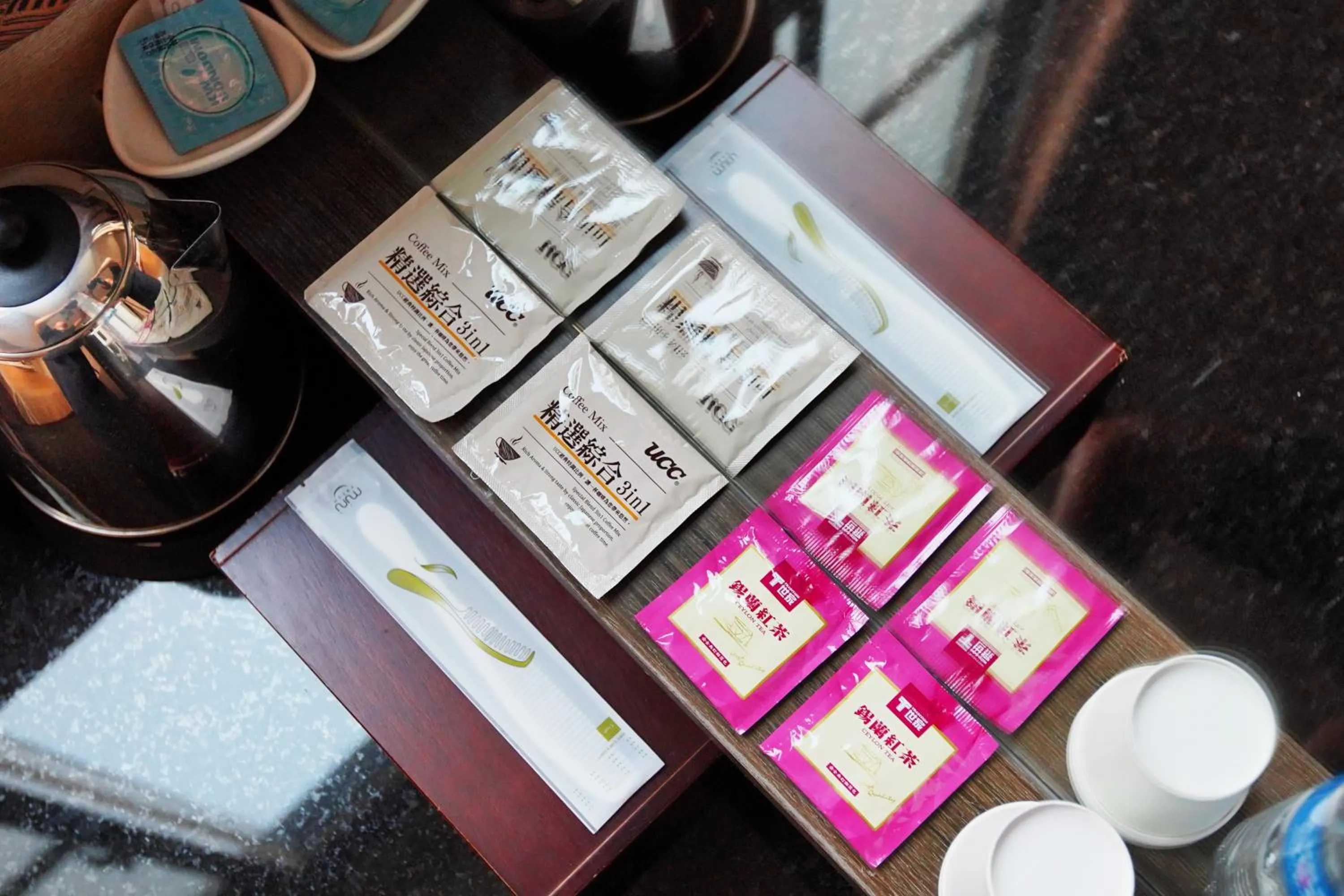 Coffee/tea facilities in Happy Hotel