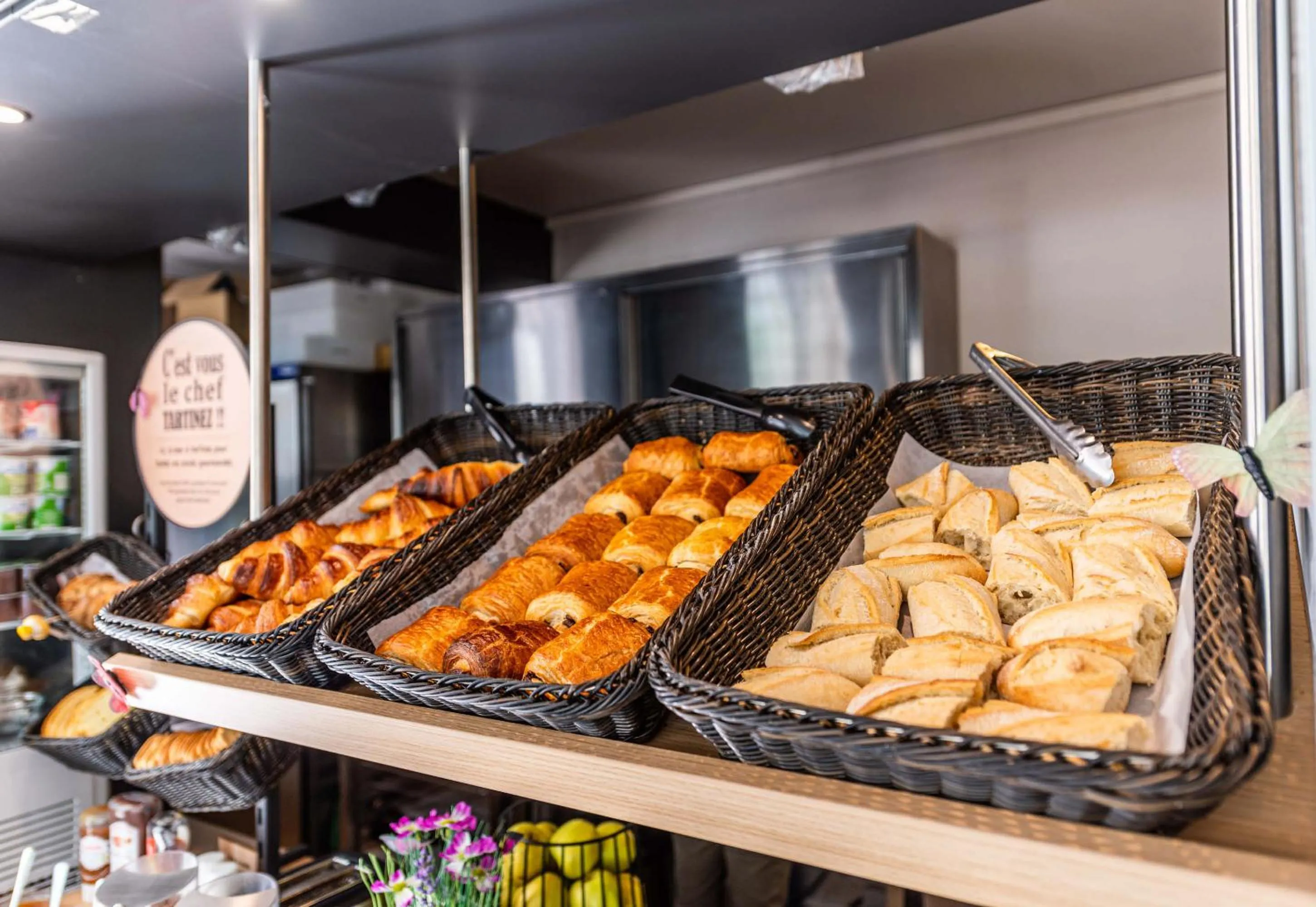 Buffet breakfast in B&B HOTEL Saint Jean De Maurienne