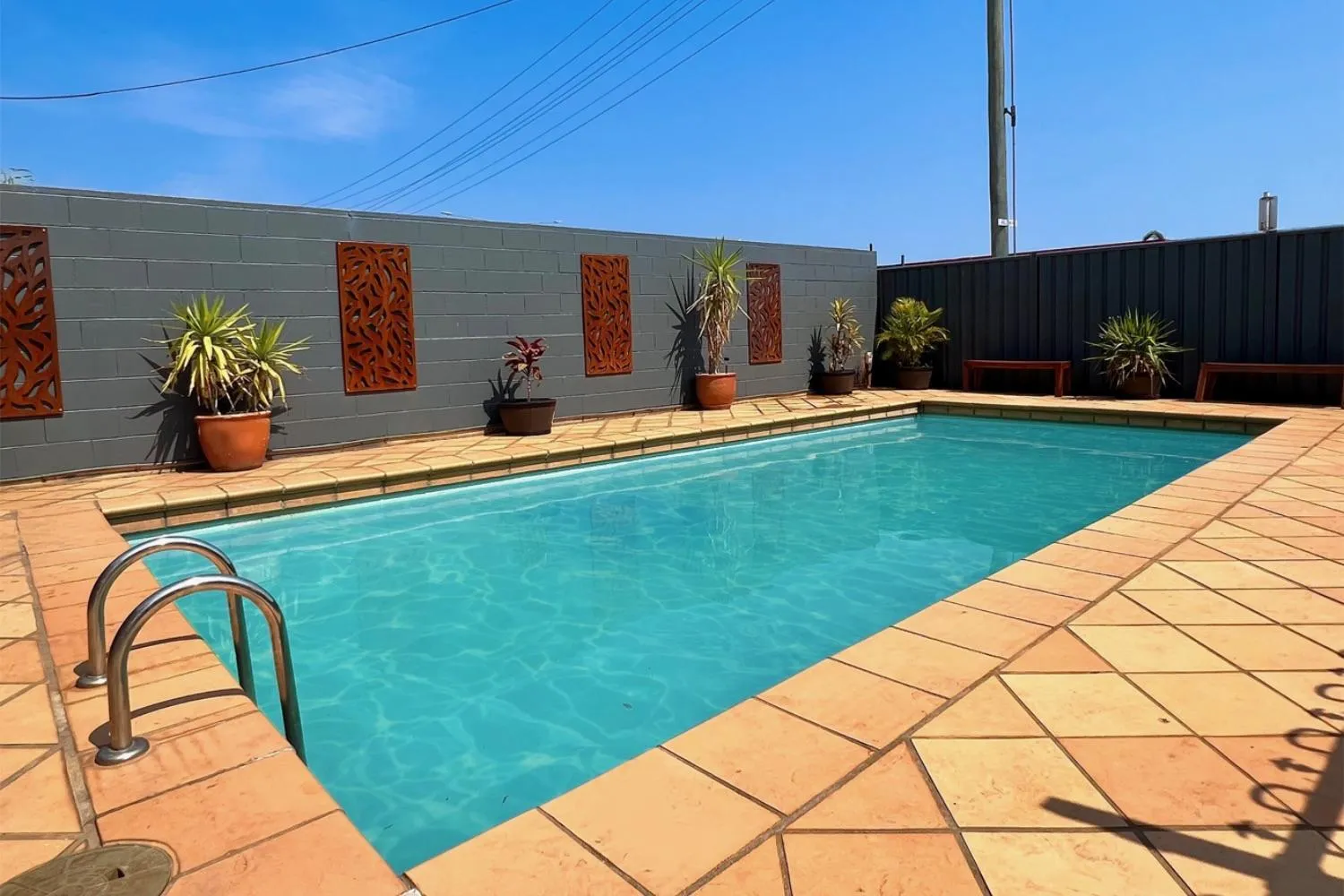 Swimming pool in Burke & Wills Mt Isa