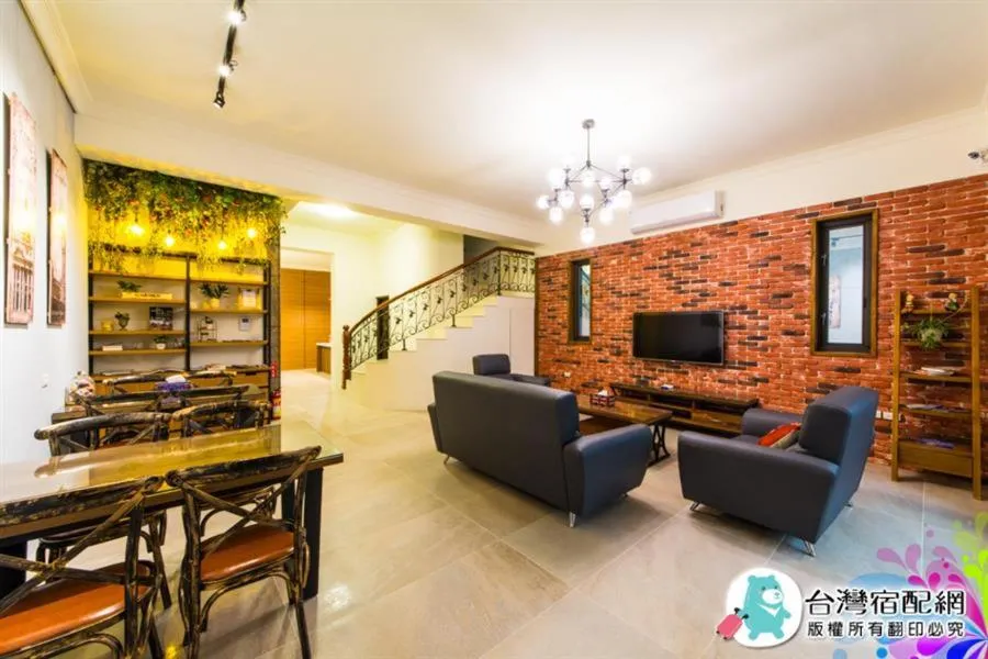 Canova Homestay