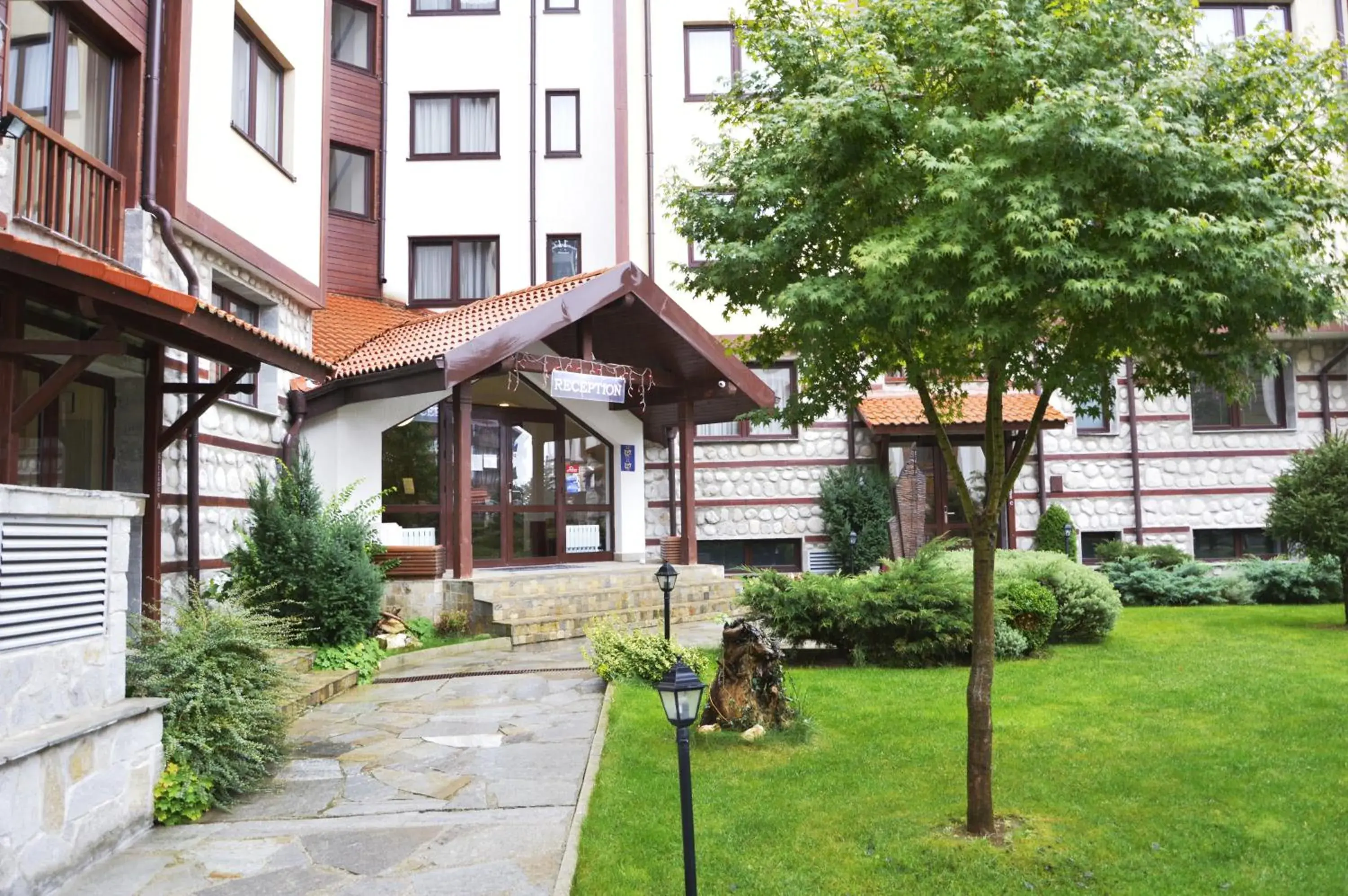 Property building in Aparthotel Winslow Highland Property building in Aparthotel Winslow Highland