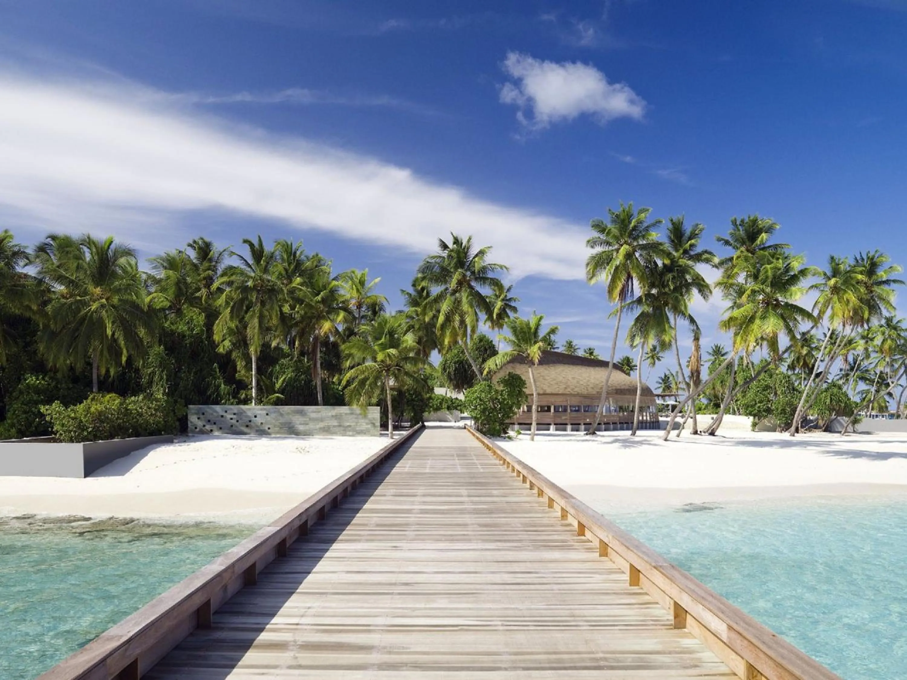Property building in Park Hyatt Maldives Hadahaa
