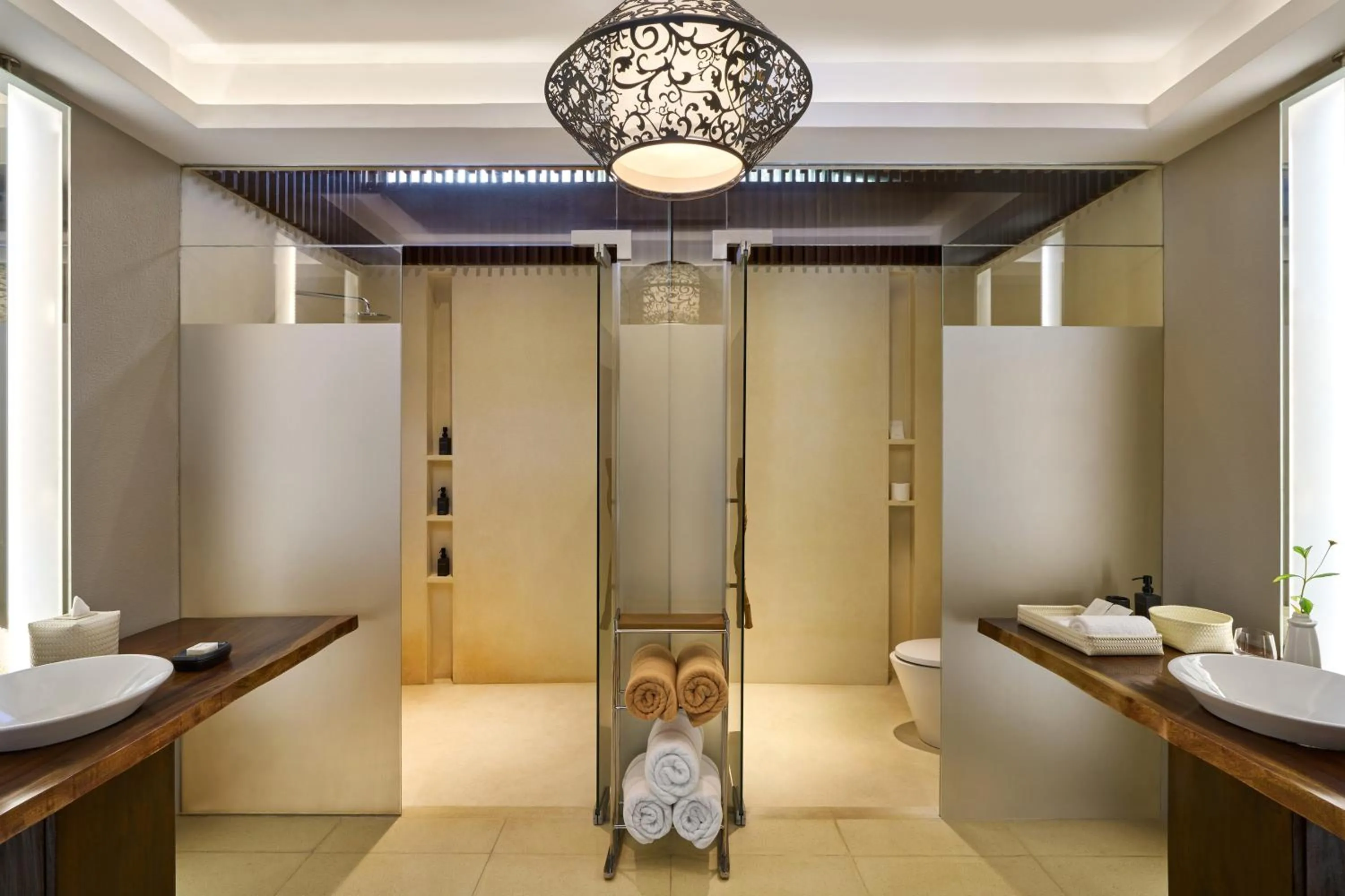 Bathroom in Park Hyatt Maldives Hadahaa