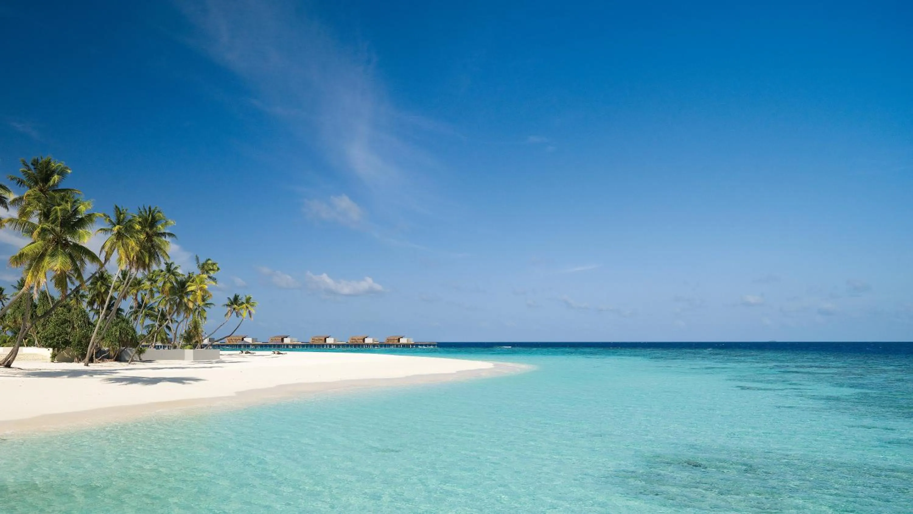 Beach in Park Hyatt Maldives Hadahaa