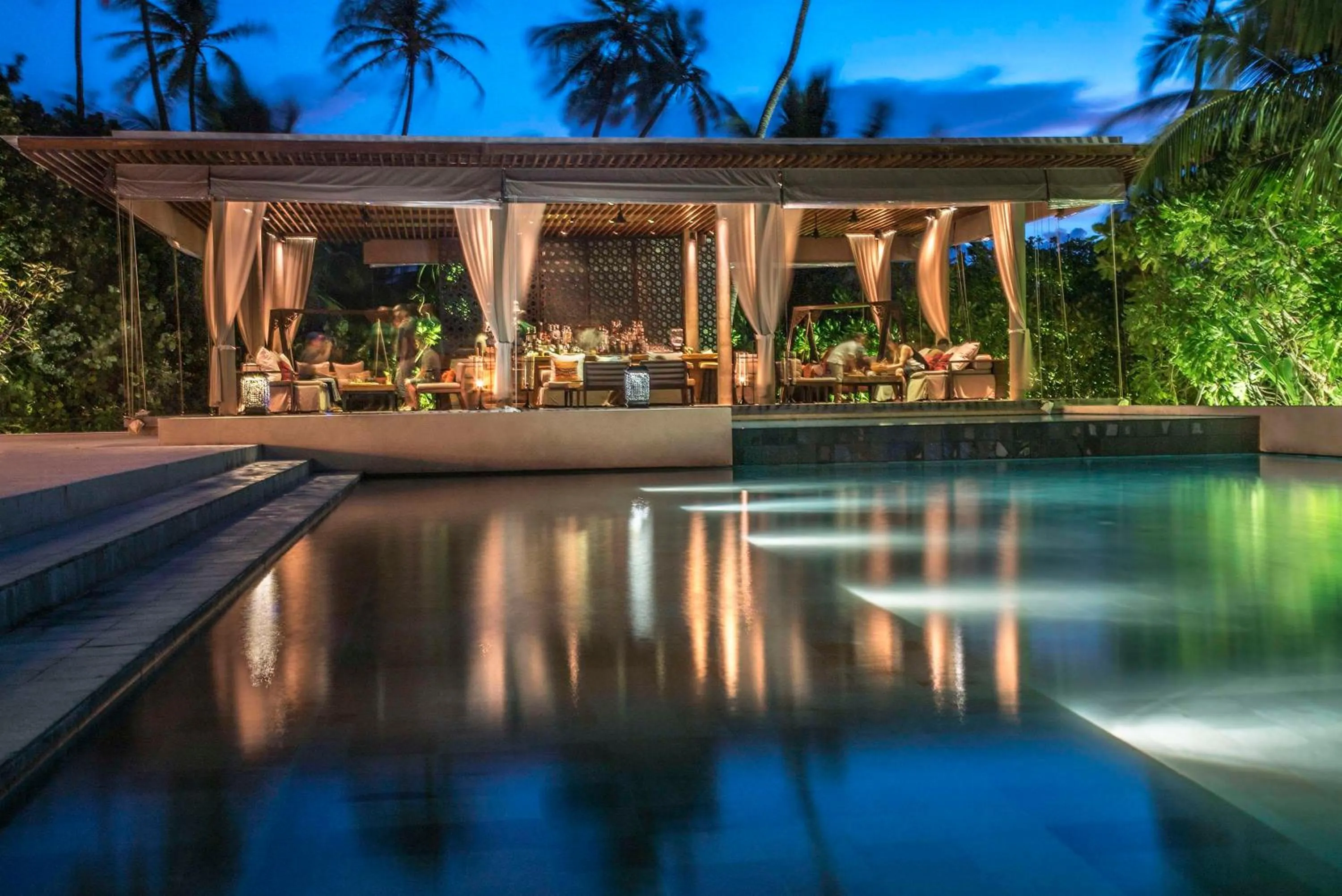 Lounge or bar in Park Hyatt Maldives Hadahaa