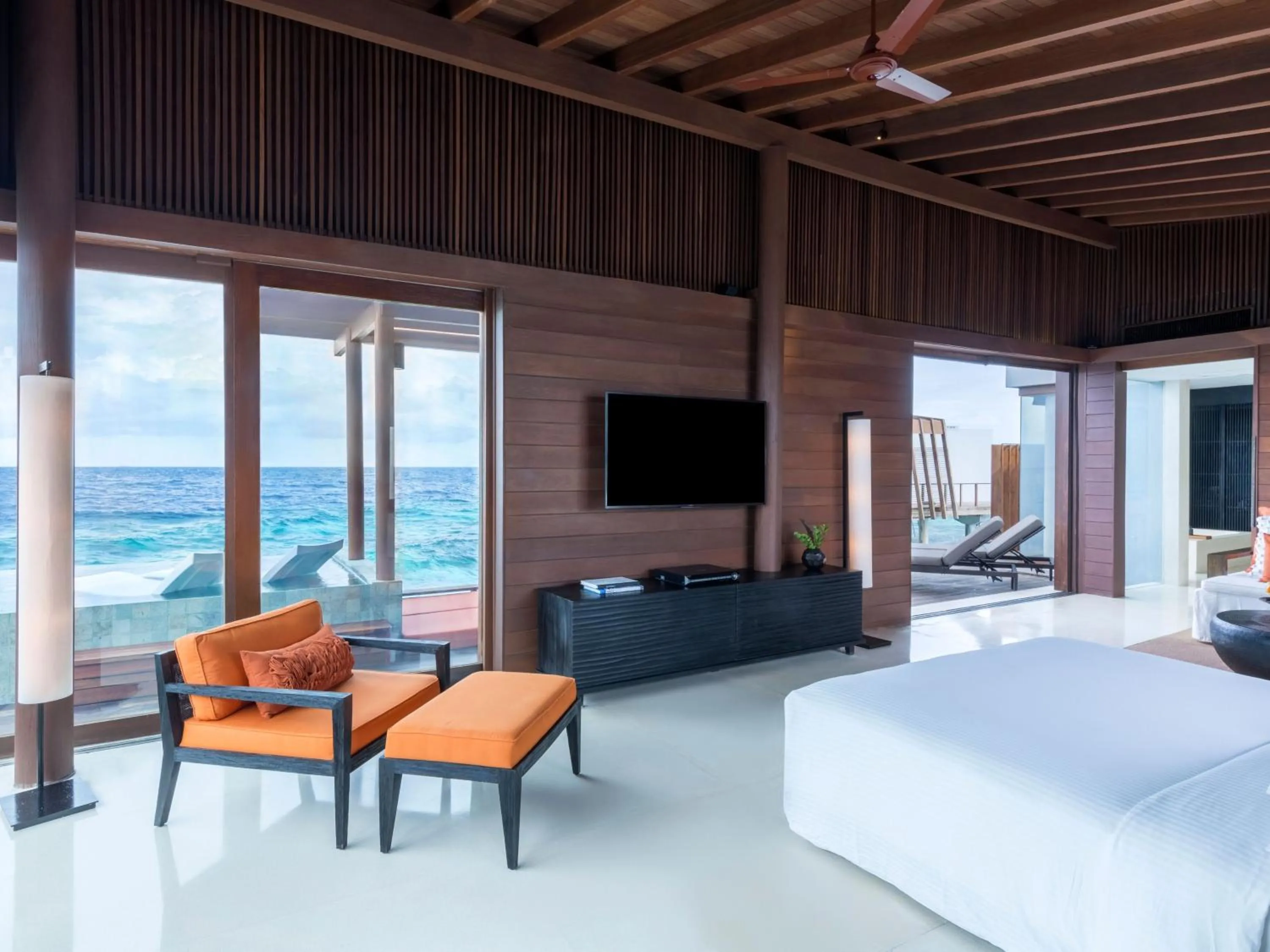 Sea view, Bed in Park Hyatt Maldives Hadahaa