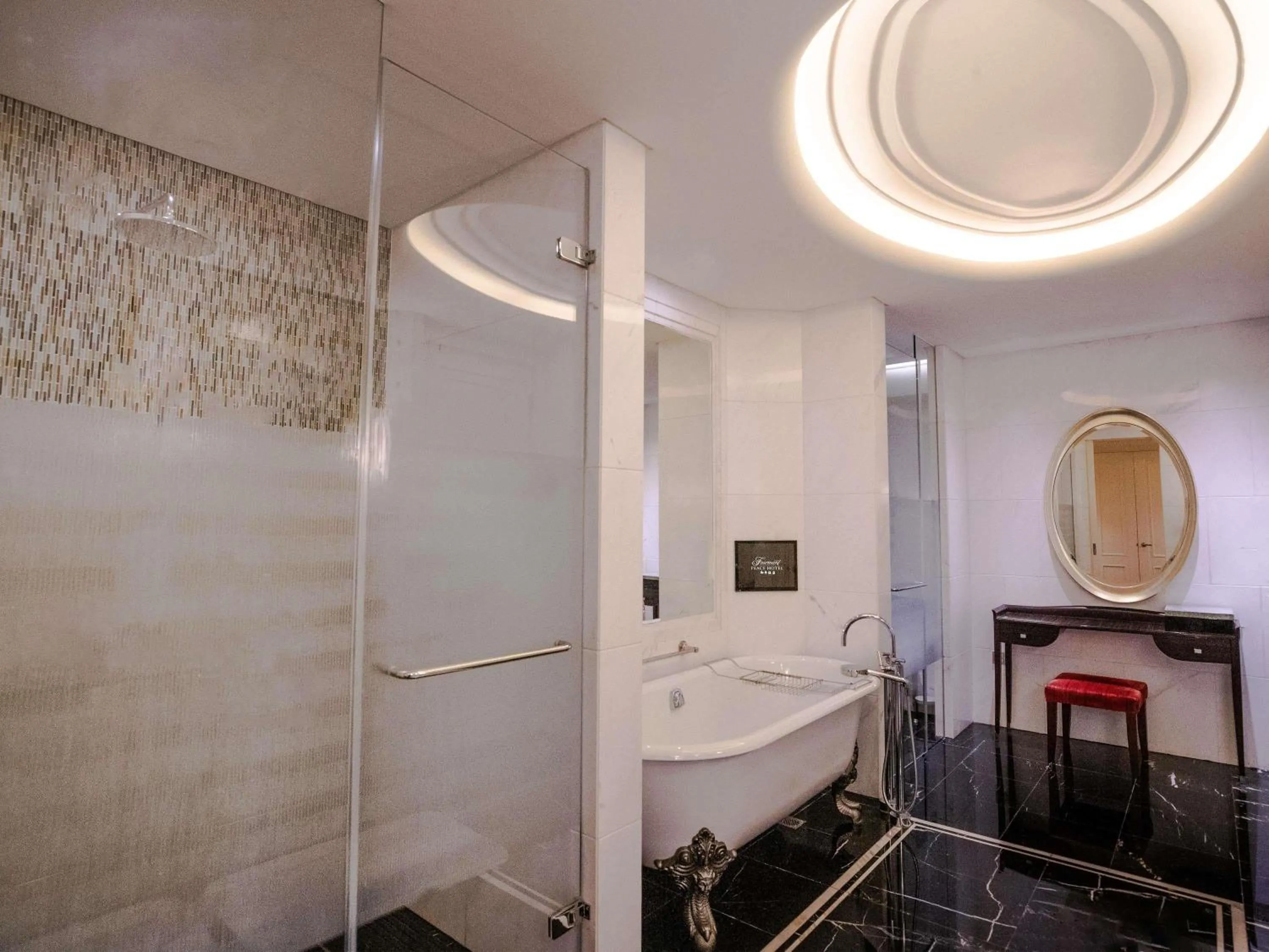 Photo of the whole room in Fairmont Peace Hotel on the Bund