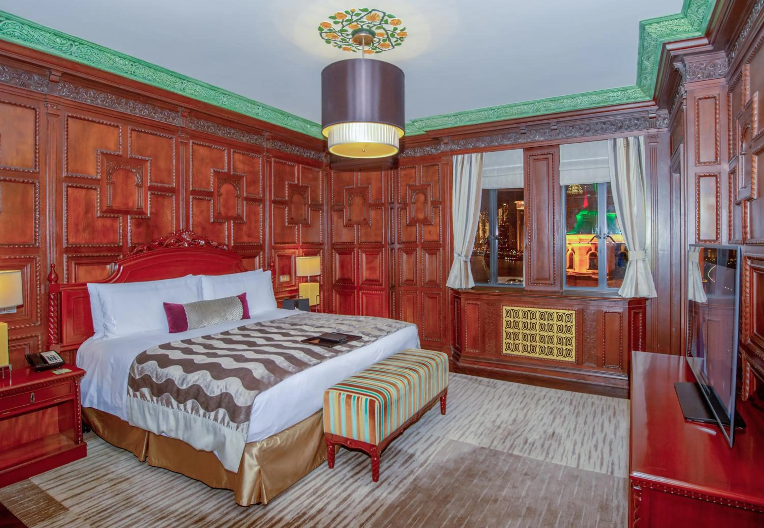 Bed in Fairmont Peace Hotel on the Bund