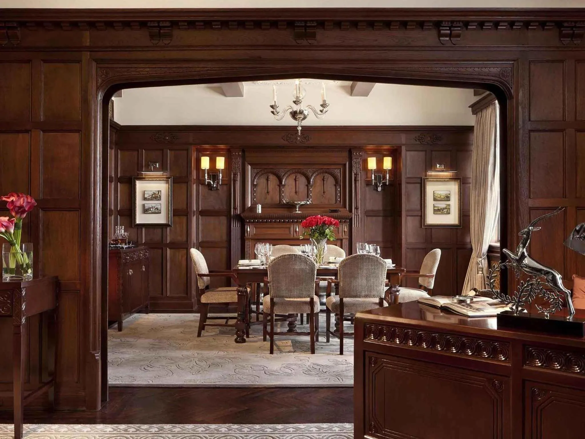 Bedroom in Fairmont Peace Hotel on the Bund