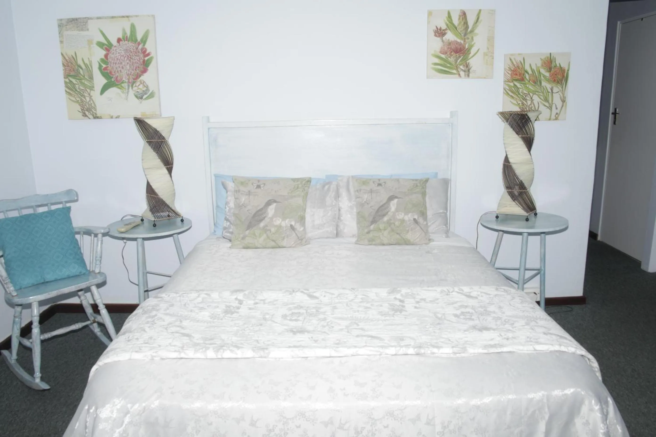 Bed in A1 Kynaston Guest House bed and breakfast or self catering