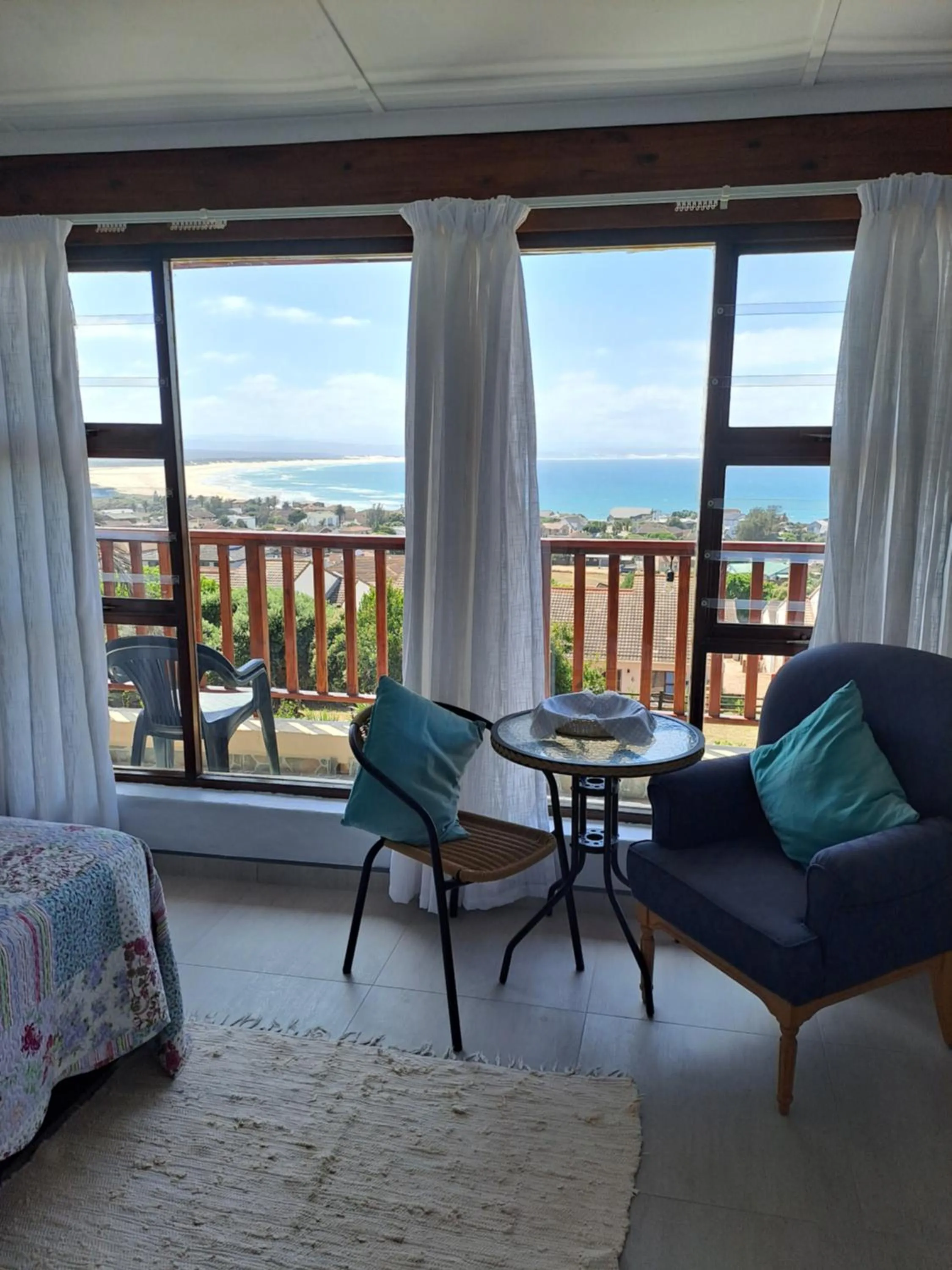 Patio in A1 Kynaston Guest House bed and breakfast or self catering