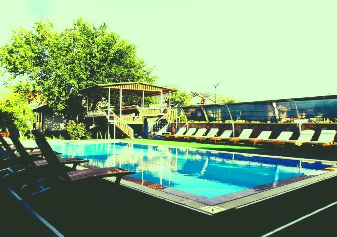 Pool view in Gurkan Apart Hotel