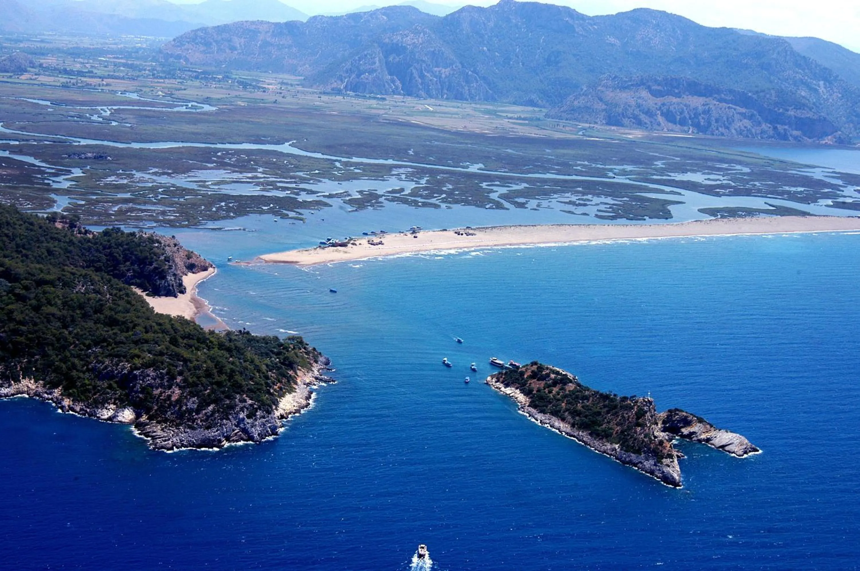 Beach in Gurkan Apart Hotel