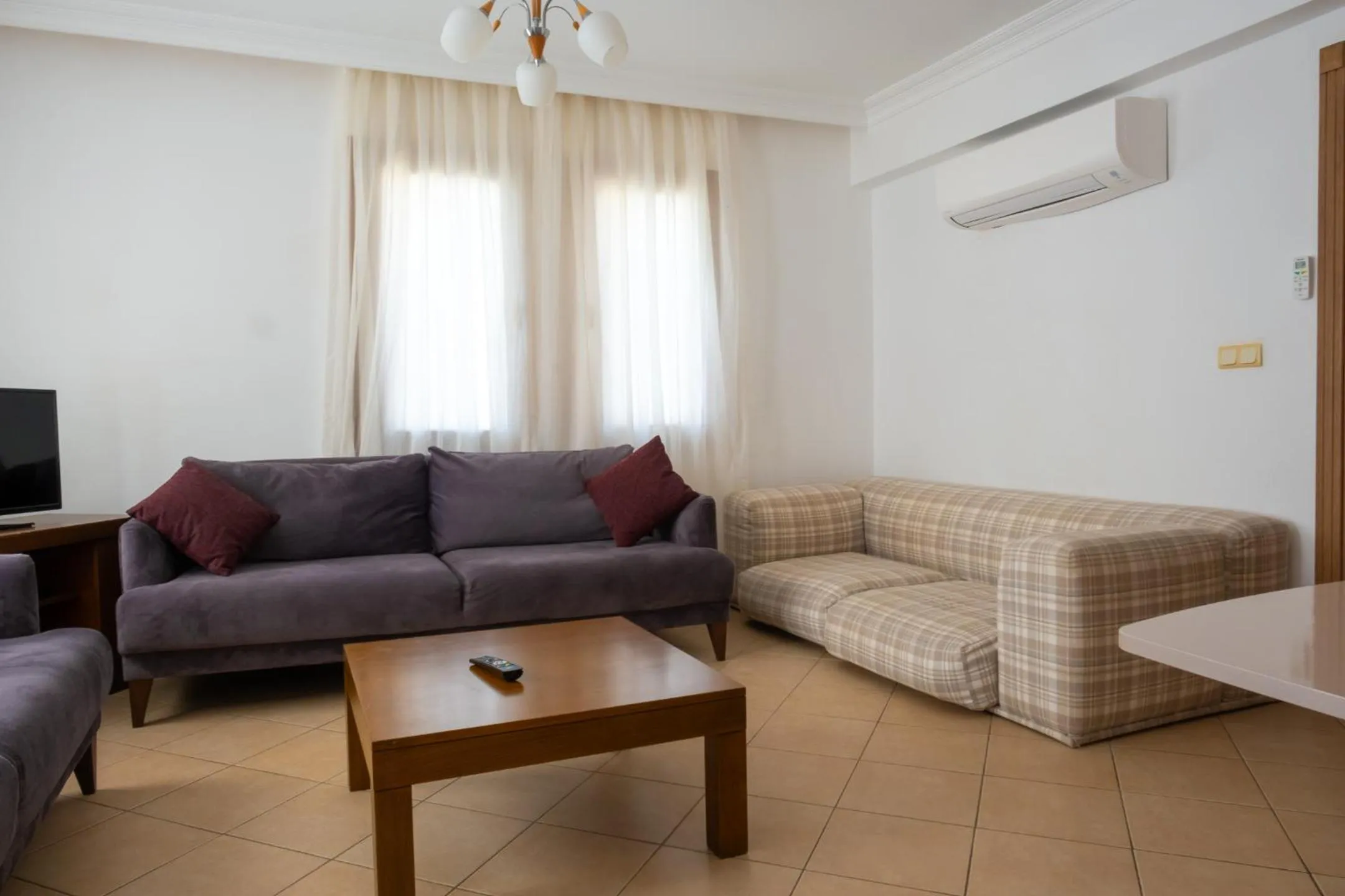 Seating area in Perdikia Hill Hotel And Villas