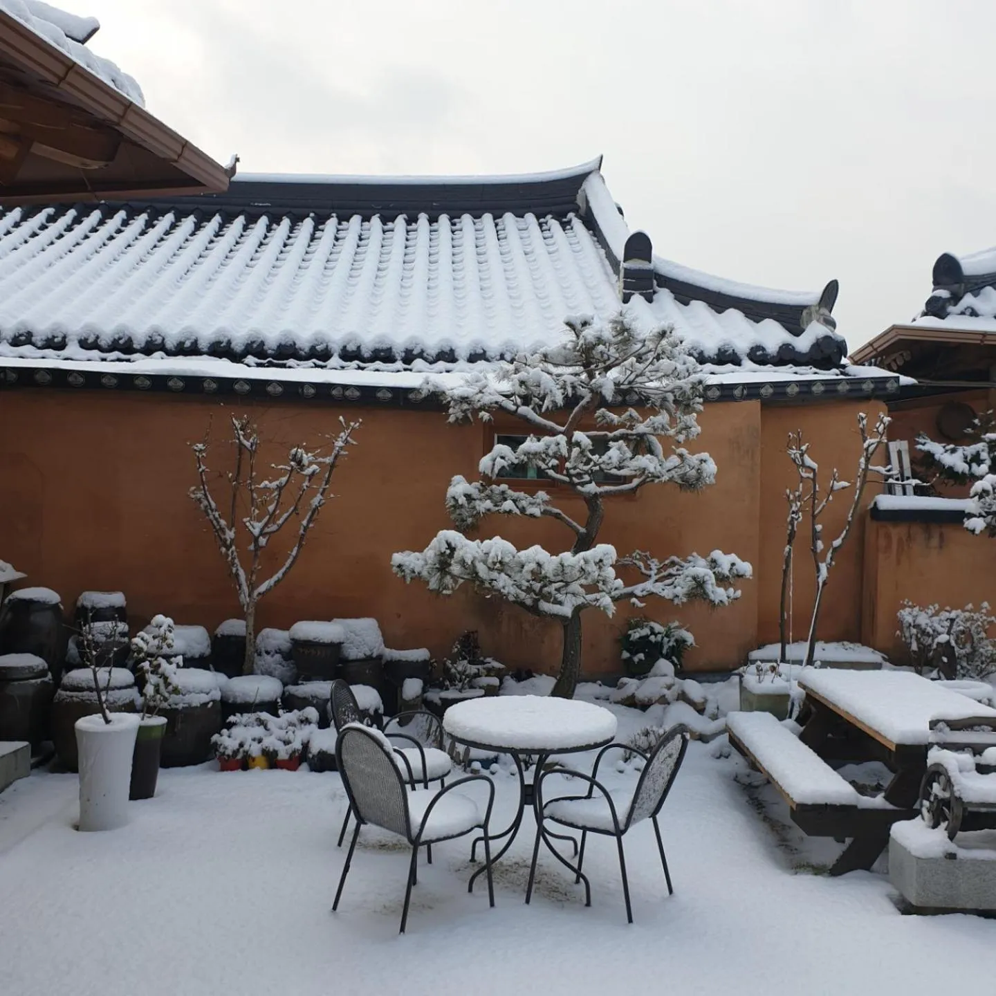 Winter in Hanok Hyeyum