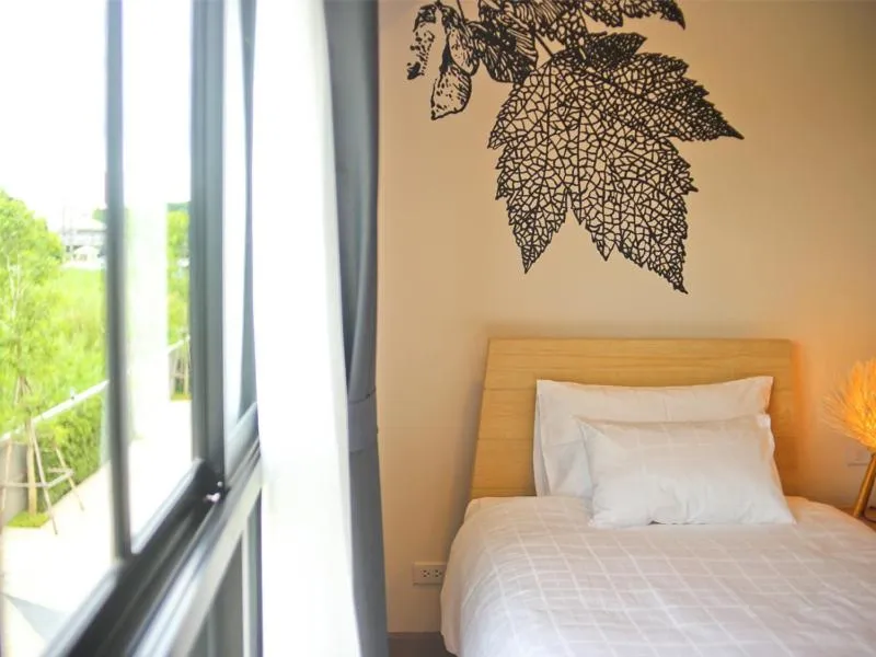 Bed in Bunprasop Garden Hotel