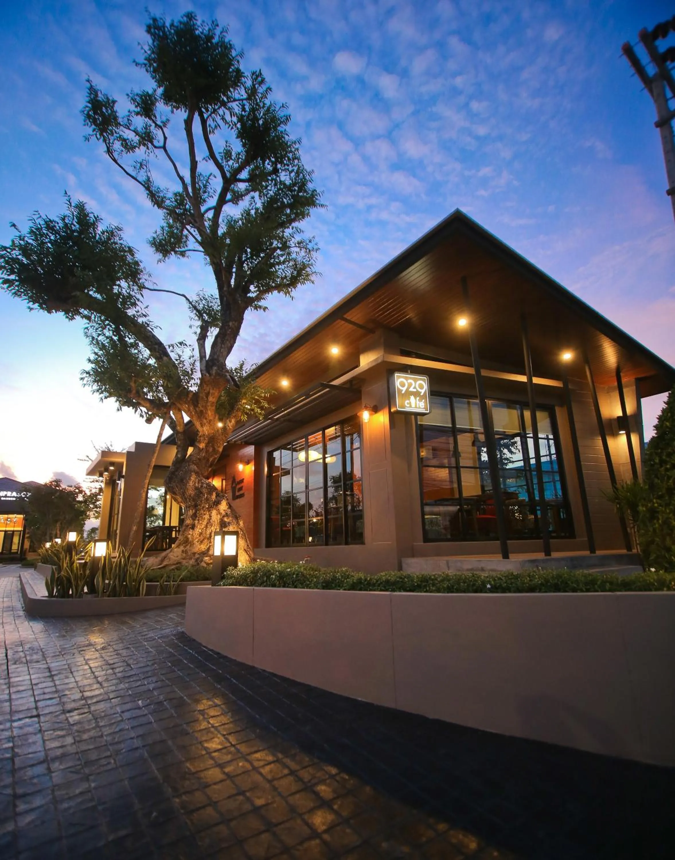 Bunprasop Garden Hotel