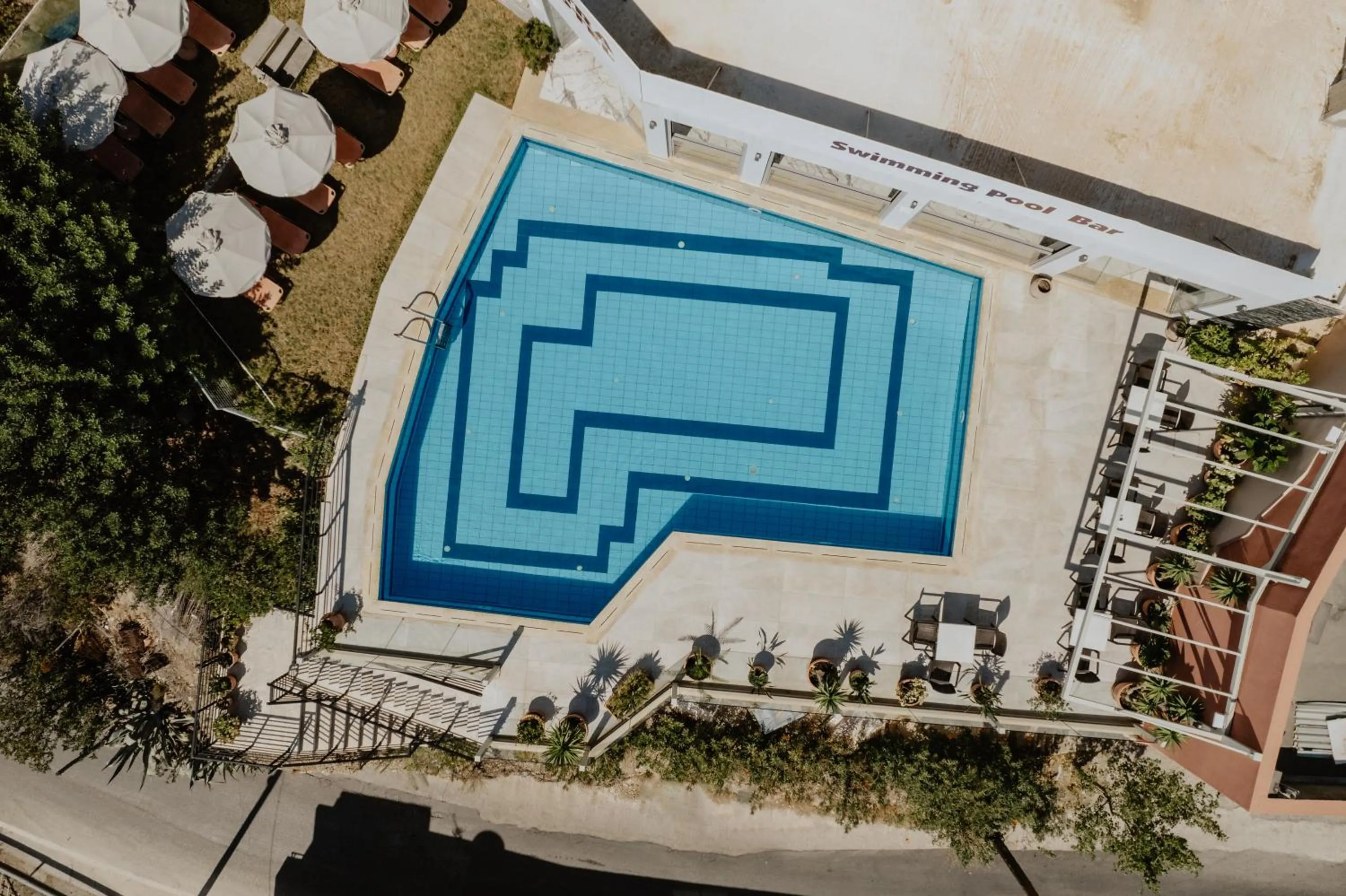 Swimming pool in Petra Hotel