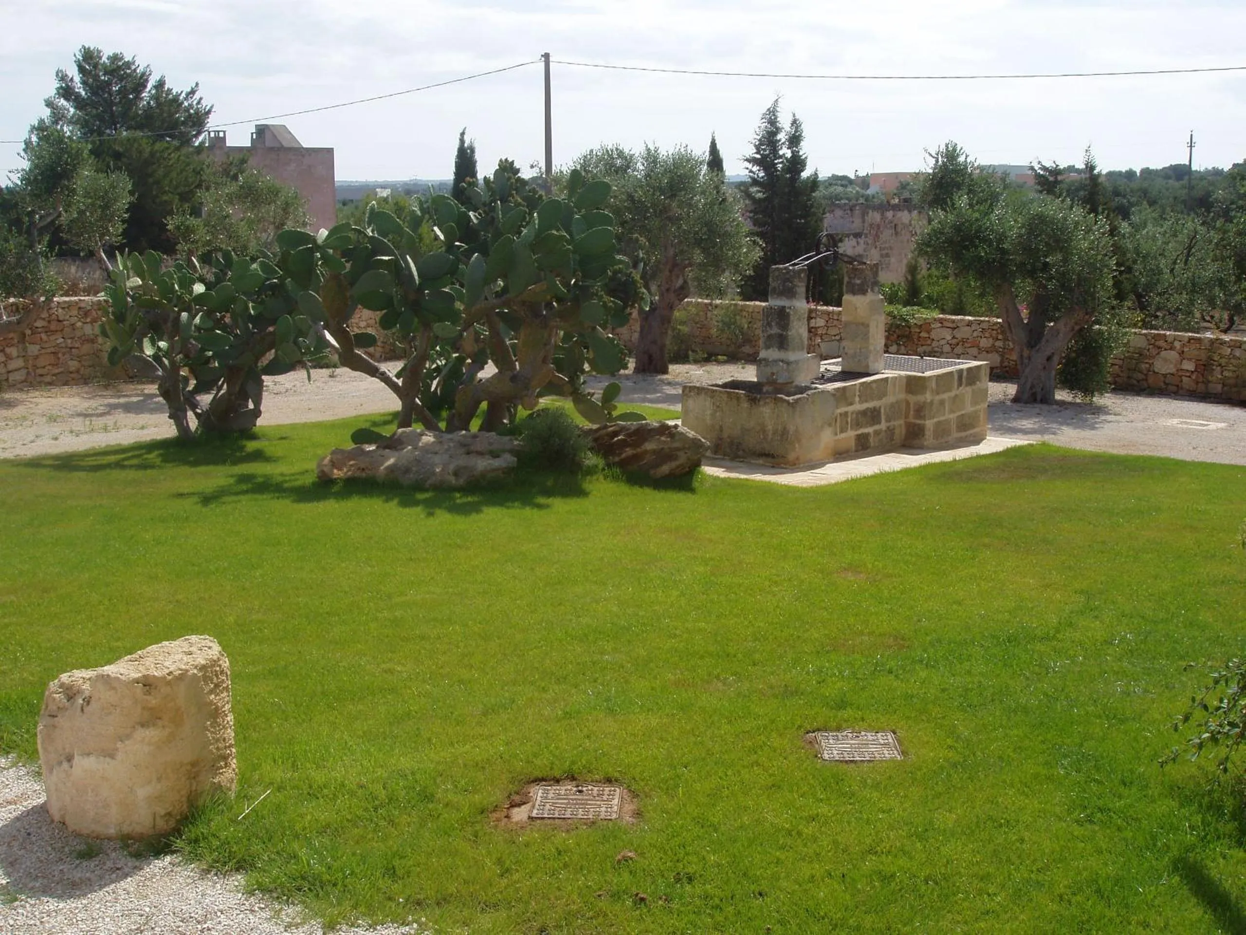 Garden in Masseria L'Antico Frantoio