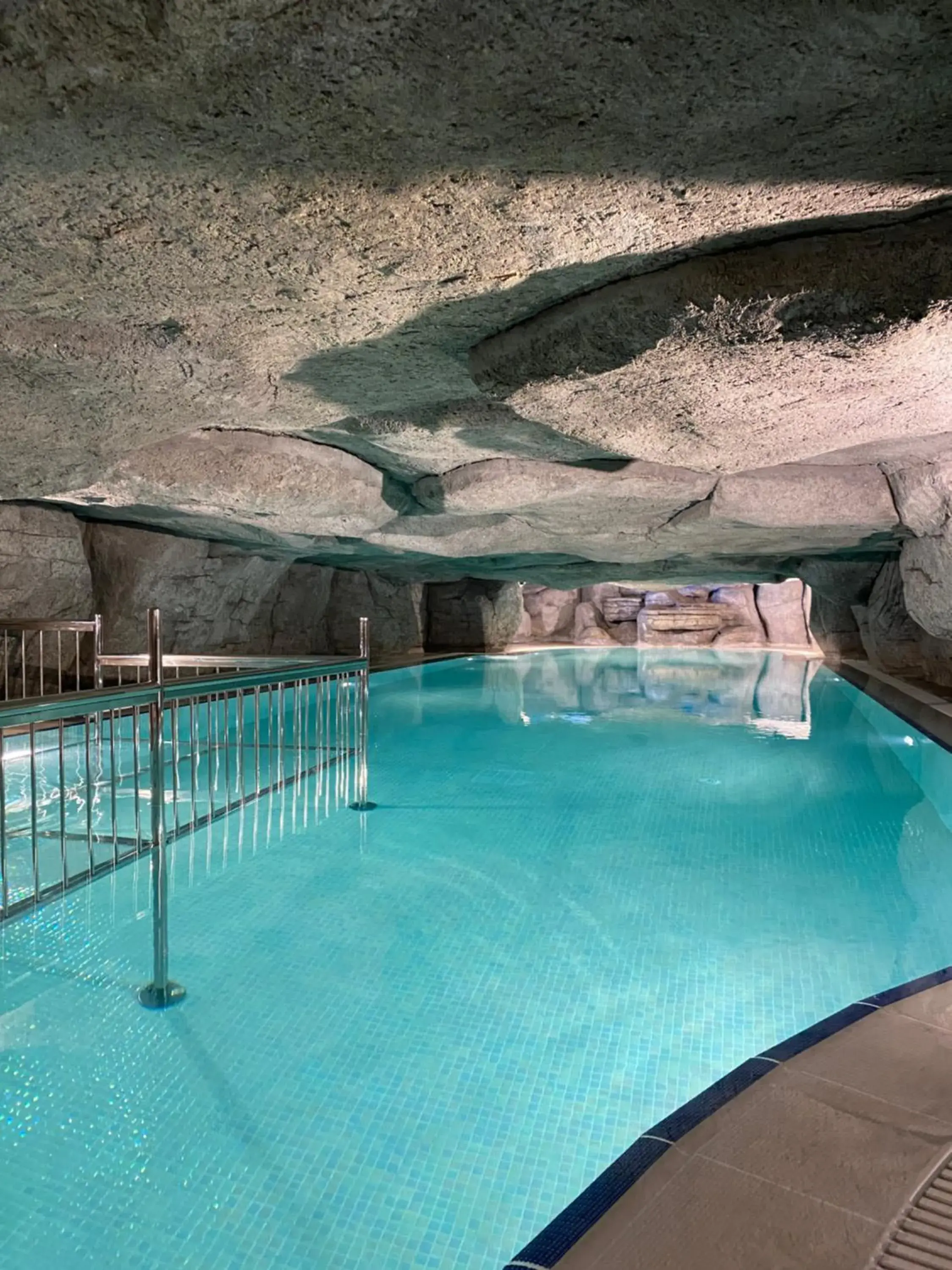 Pool view in Amethyst Hotel Pool view in Amethyst Hotel