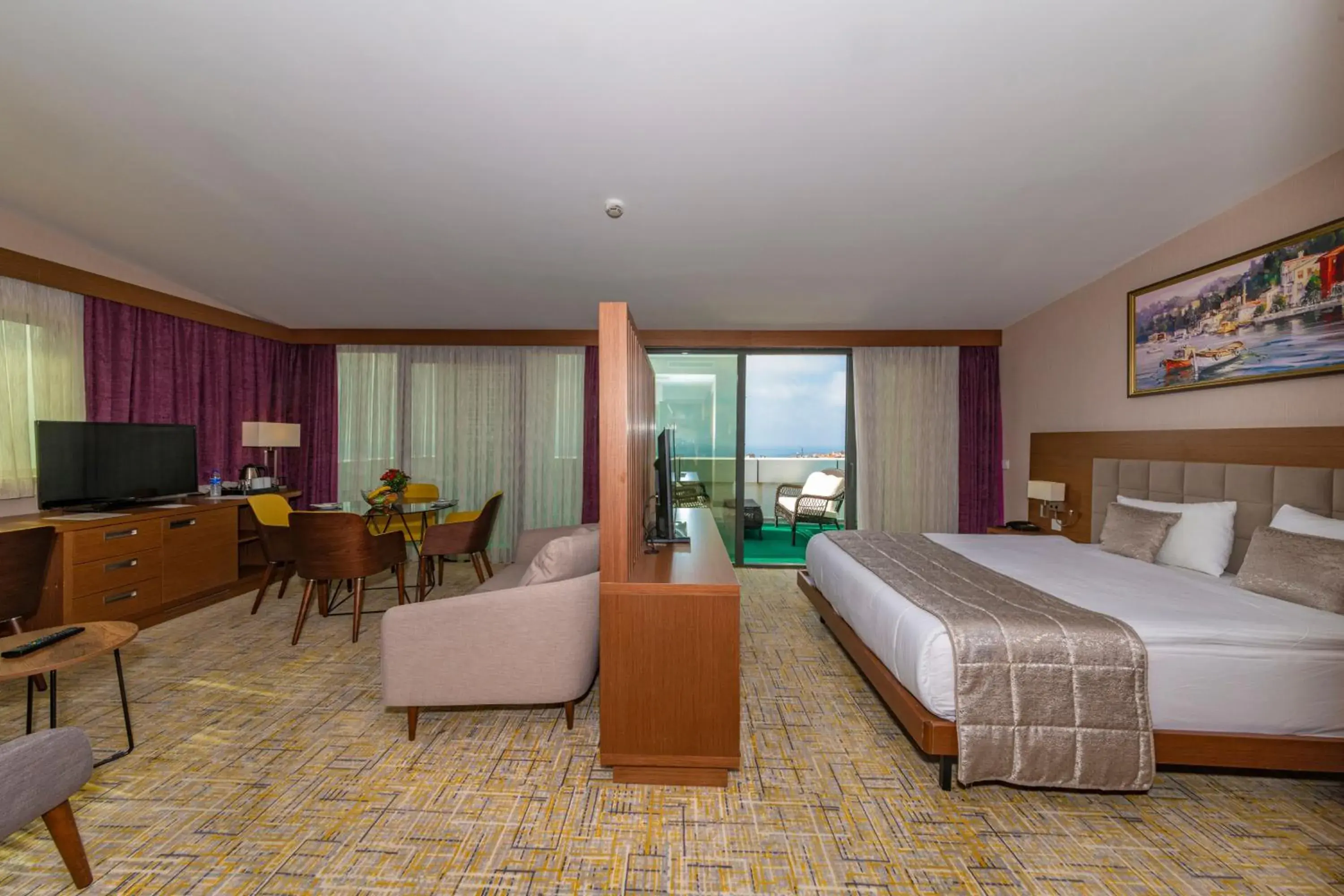 Bed in Land Park Hotel Bed in Land Park Hotel