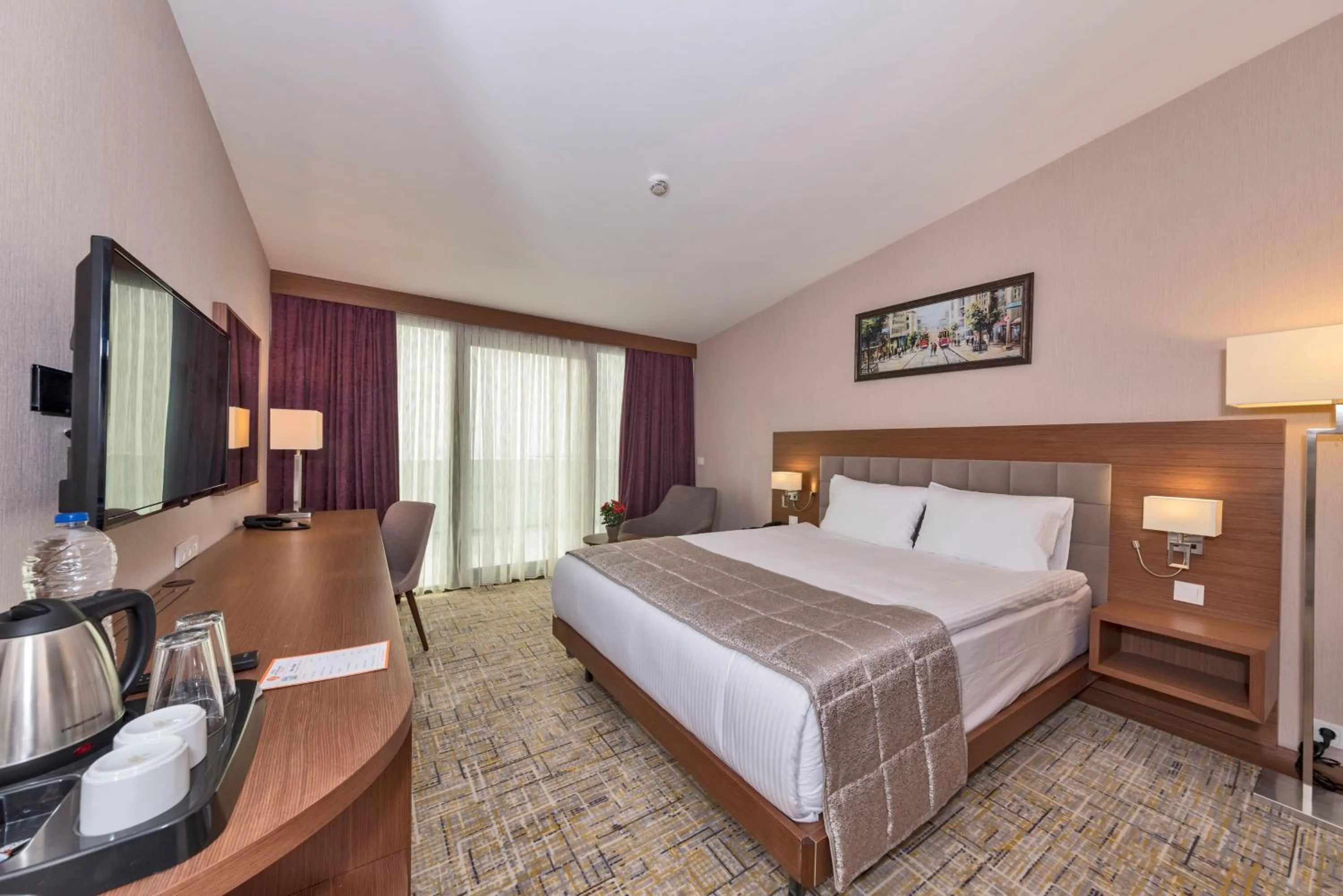 Bed in Land Park Hotel